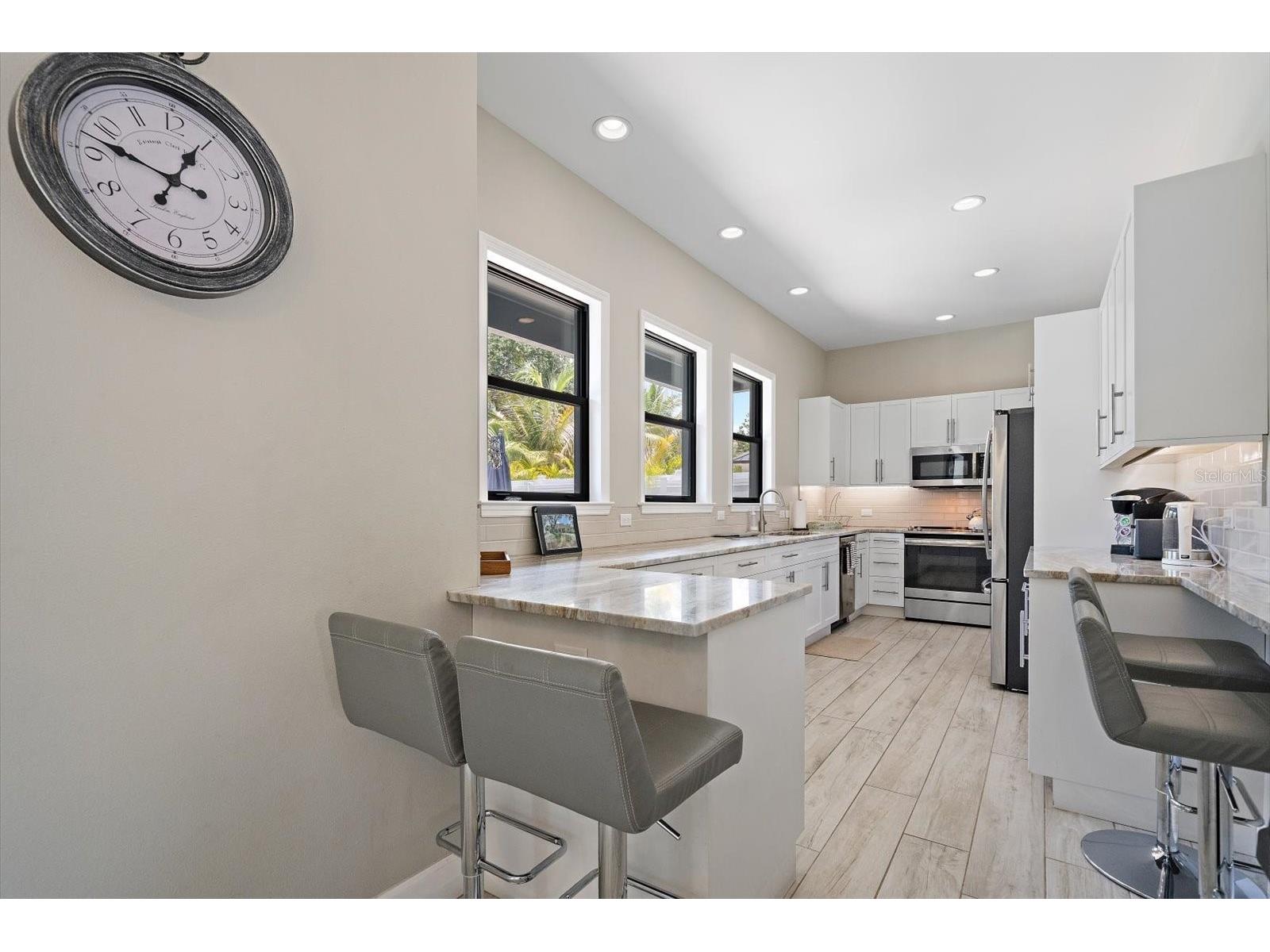 1905 Tulip Drive Sarasota FL 34239 A4696670 image15