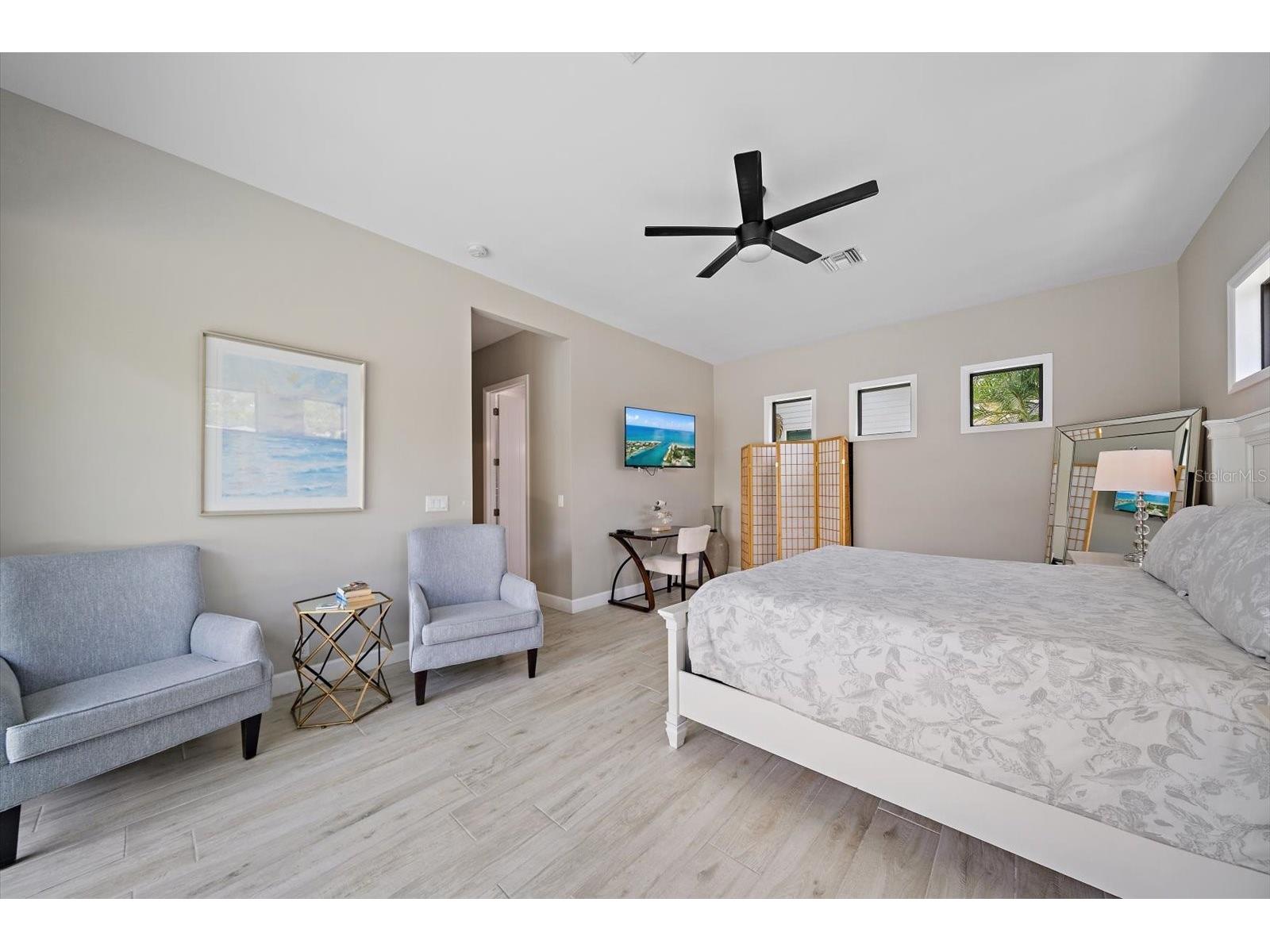 1905 Tulip Drive Sarasota FL 34239 A4696670 image28