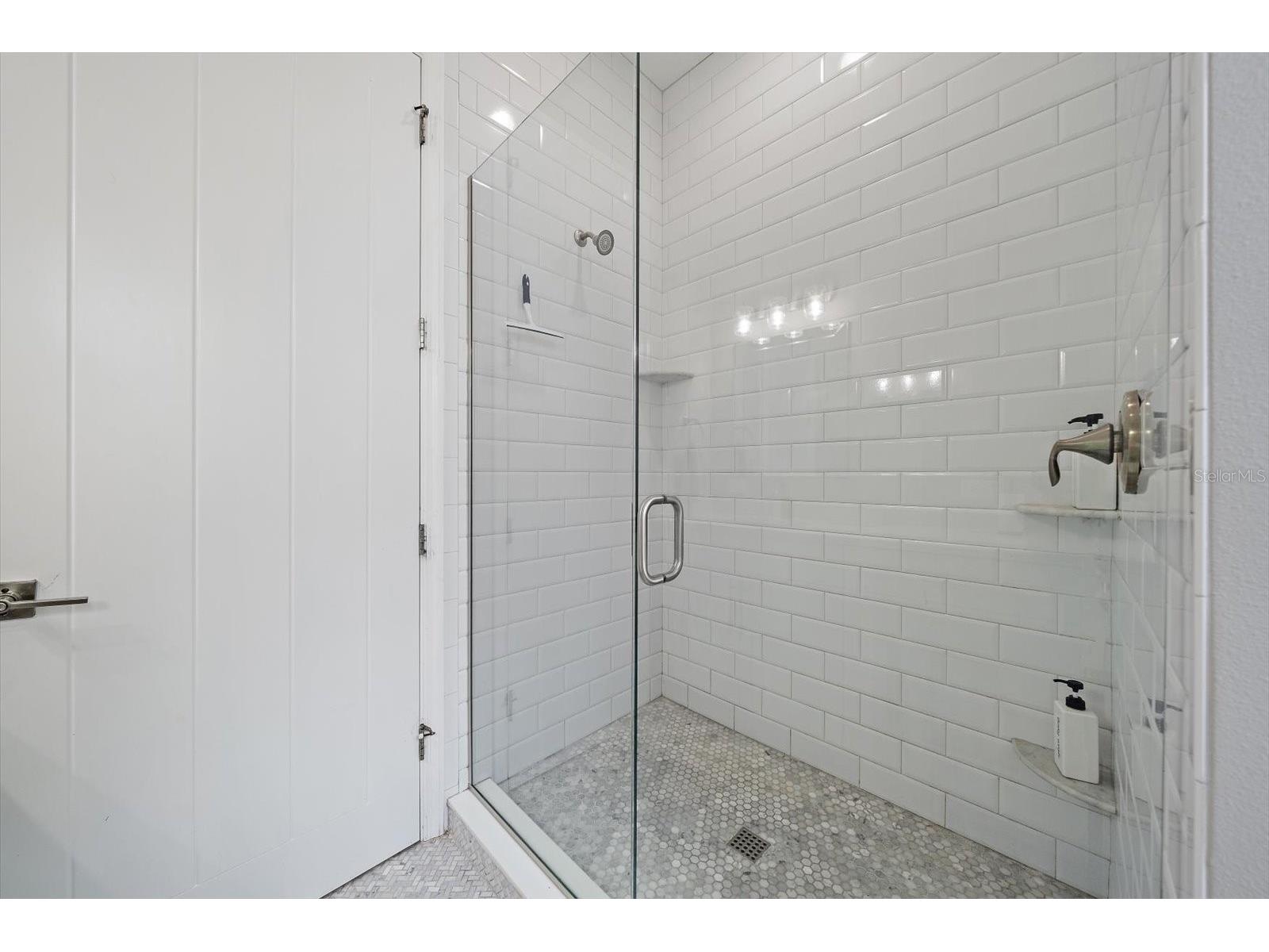 1905 Tulip Drive Sarasota FL 34239 A4696670 image31
