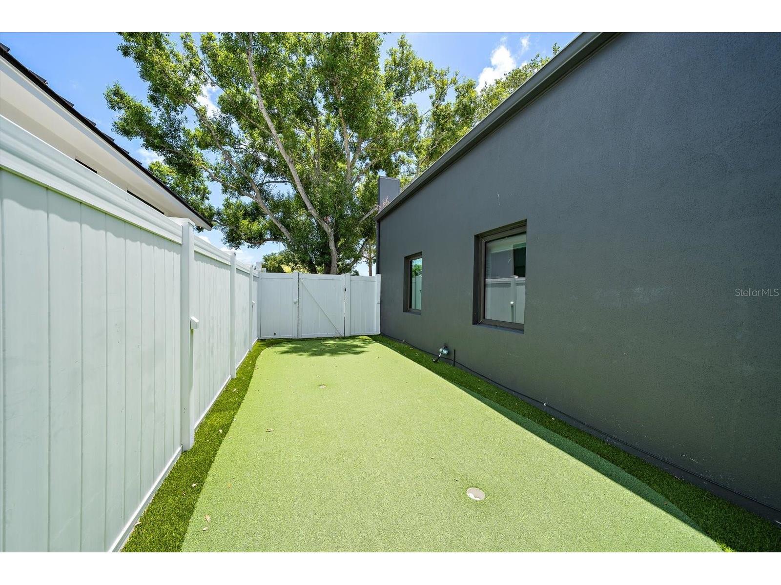 1905 Tulip Drive Sarasota FL 34239 A4696670 image45