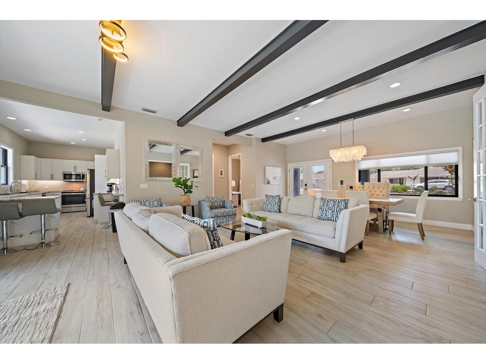 1905 Tulip Drive Sarasota FL 34239 A4696670 image8