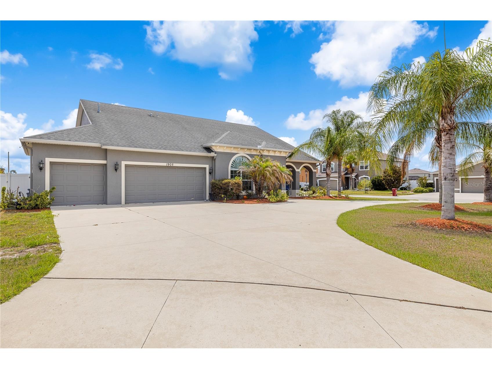1905 Via Napoli Street Plant City FL 33566 TB8507770 image3