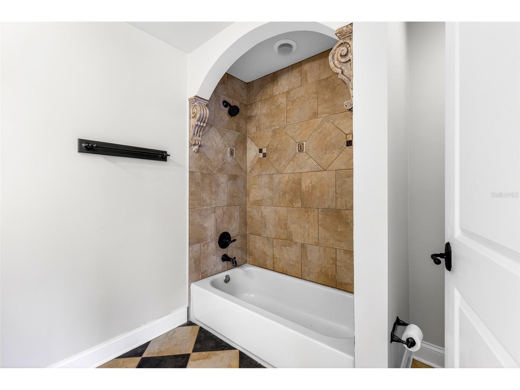 19056 NW 72nd Avenue Alachua FL 32615 OM719647 image49