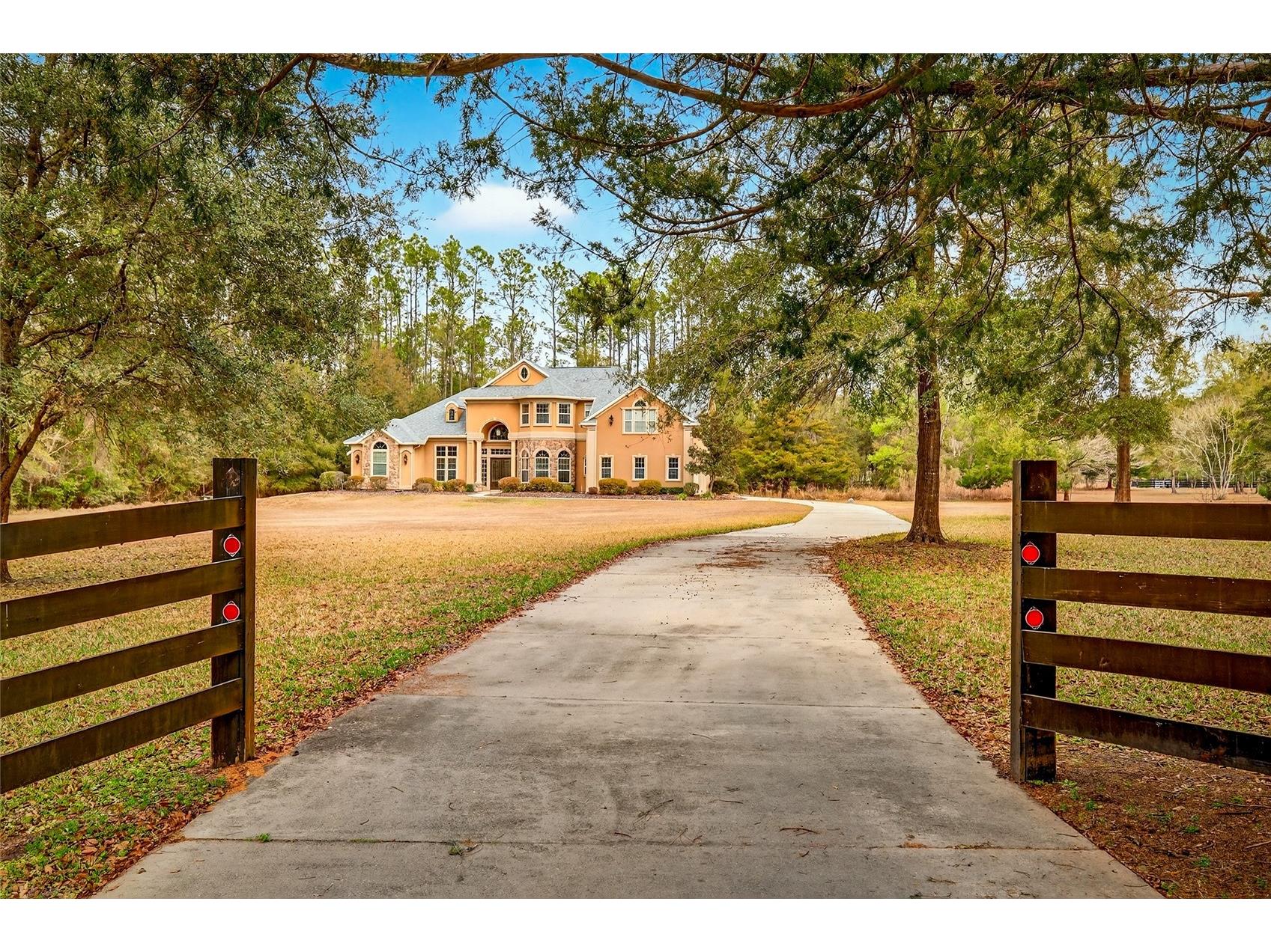 19056 NW 72nd Avenue Alachua FL 32615 OM719647 image61