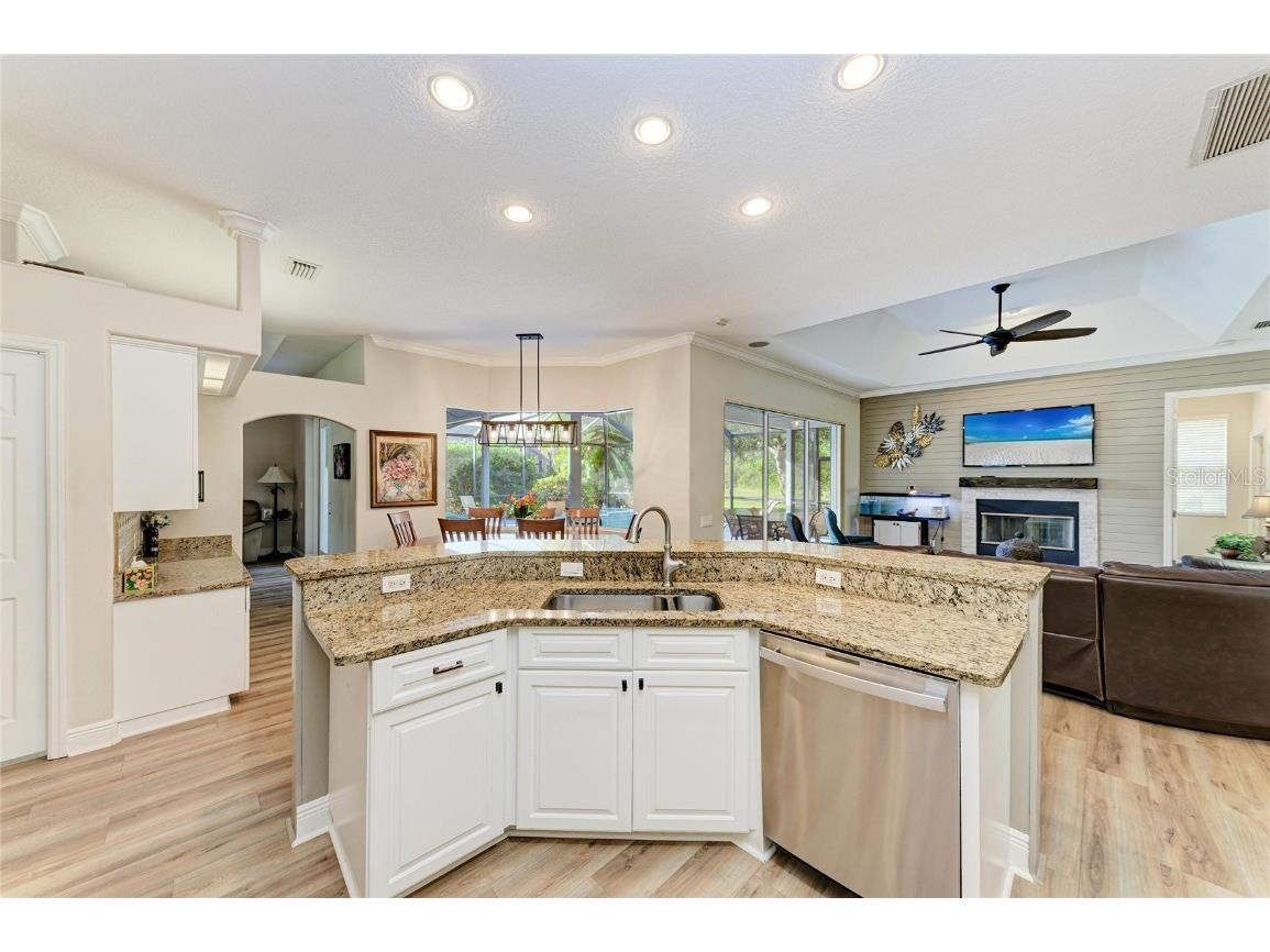 1906 154th Street E Bradenton FL 34212 A4675763 image25