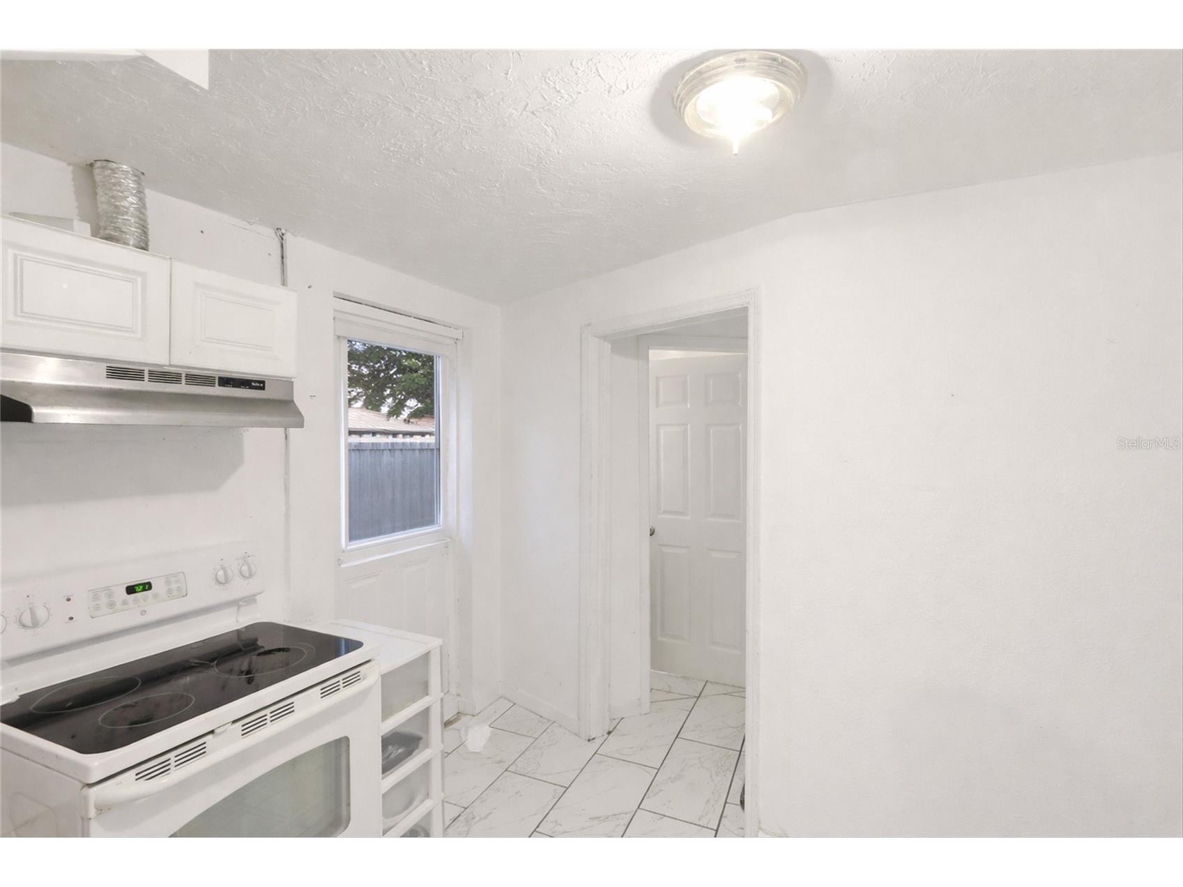 1906 2nd Avenue E Bradenton FL 34208 A4678867 image6