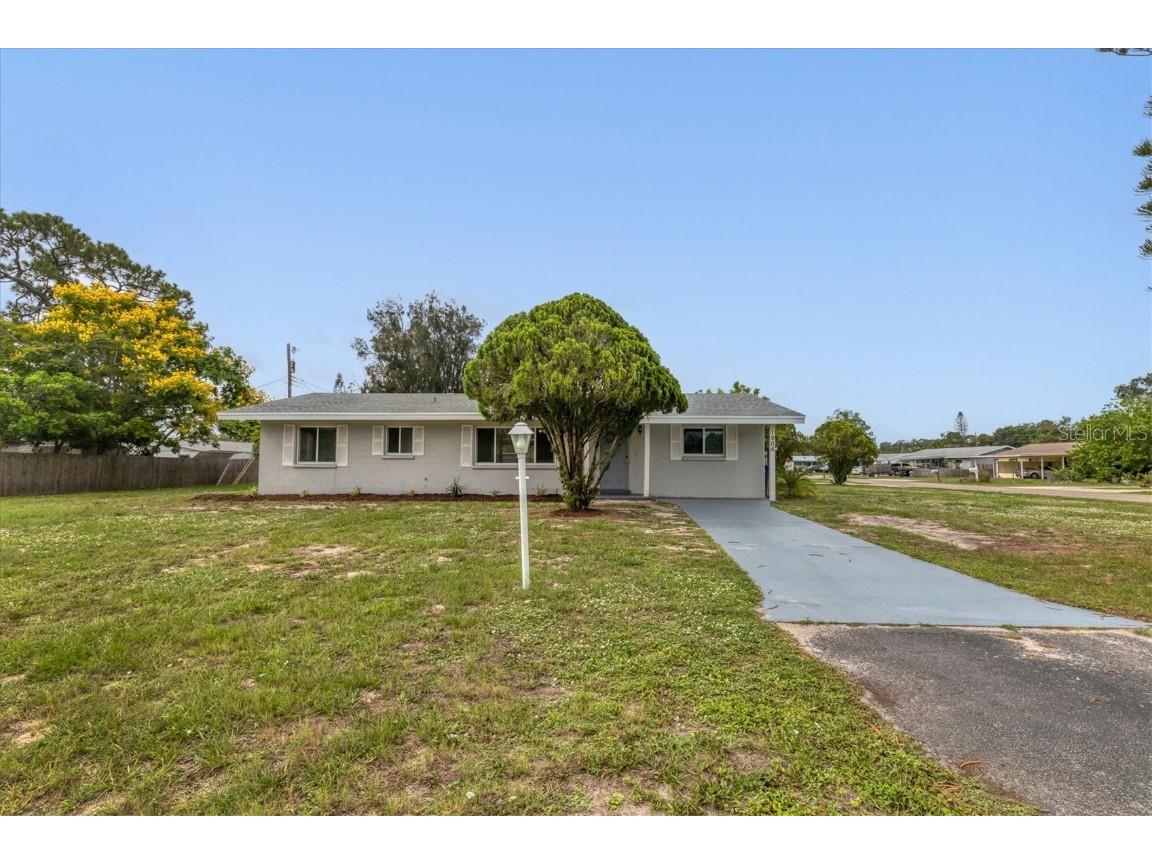 1906 49th Avenue W Bradenton FL 34207 A4574444 image1