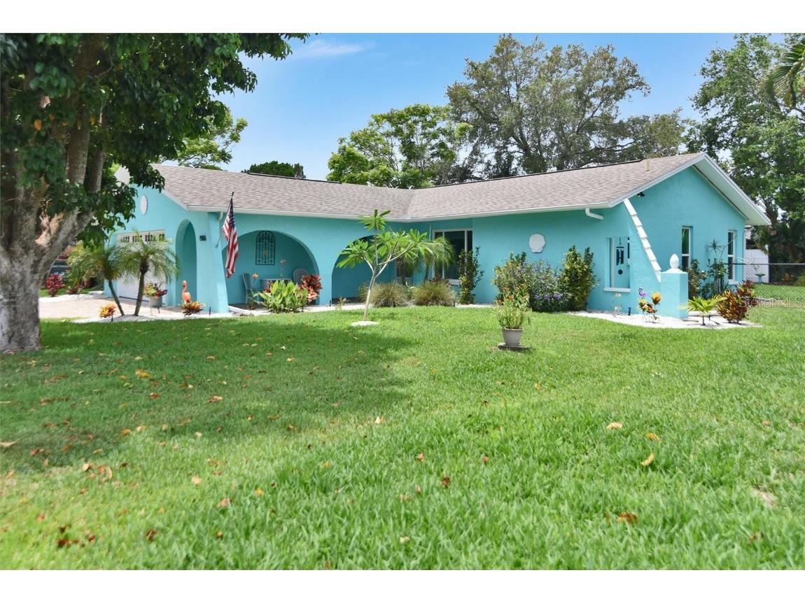 1906 67th Street W Bradenton FL 34209 A4610770 image1