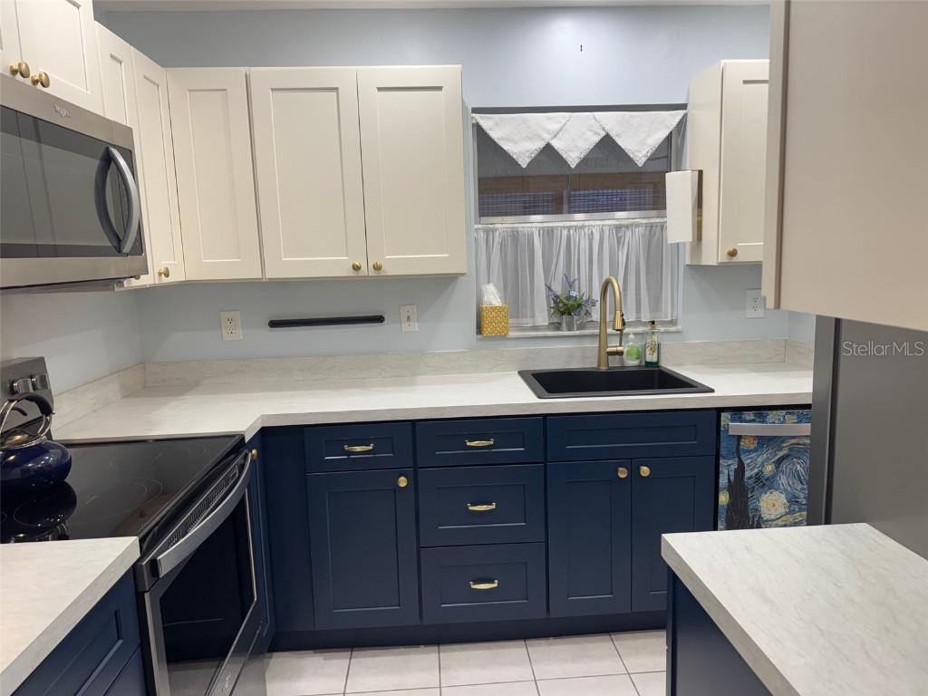 1906 Canterbury Lane #16 Sun City Center FL 33573 A4654200 image13