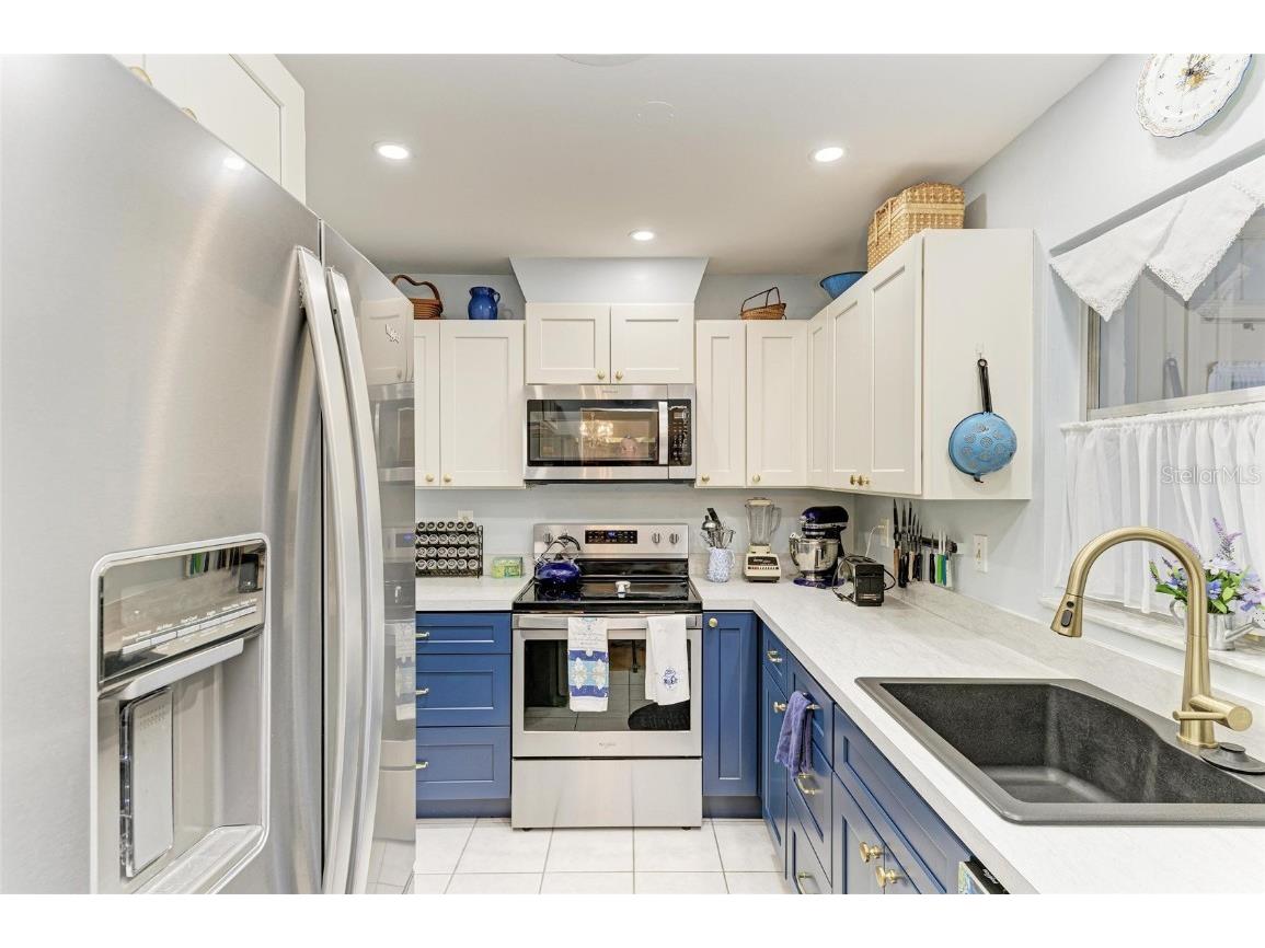 1906 Canterbury Lane #16 Sun City Center FL 33573 A4654200 image17