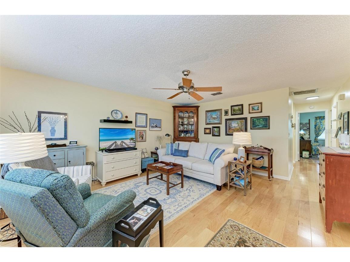 1906 Canterbury Lane #16 Sun City Center FL 33573 A4654200 image9