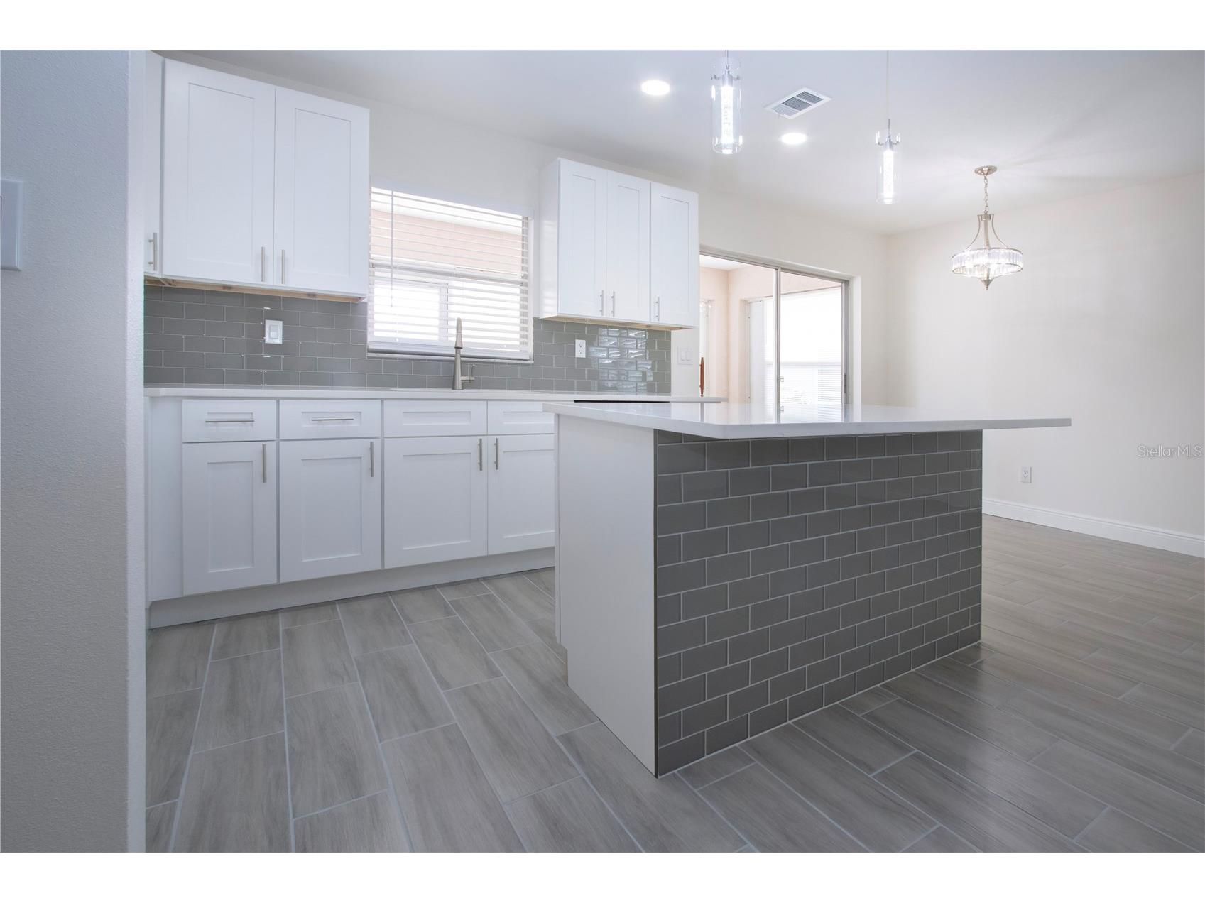 1906 Canterbury Lane #20 Sun City Center FL 33573 TB8394533 image21