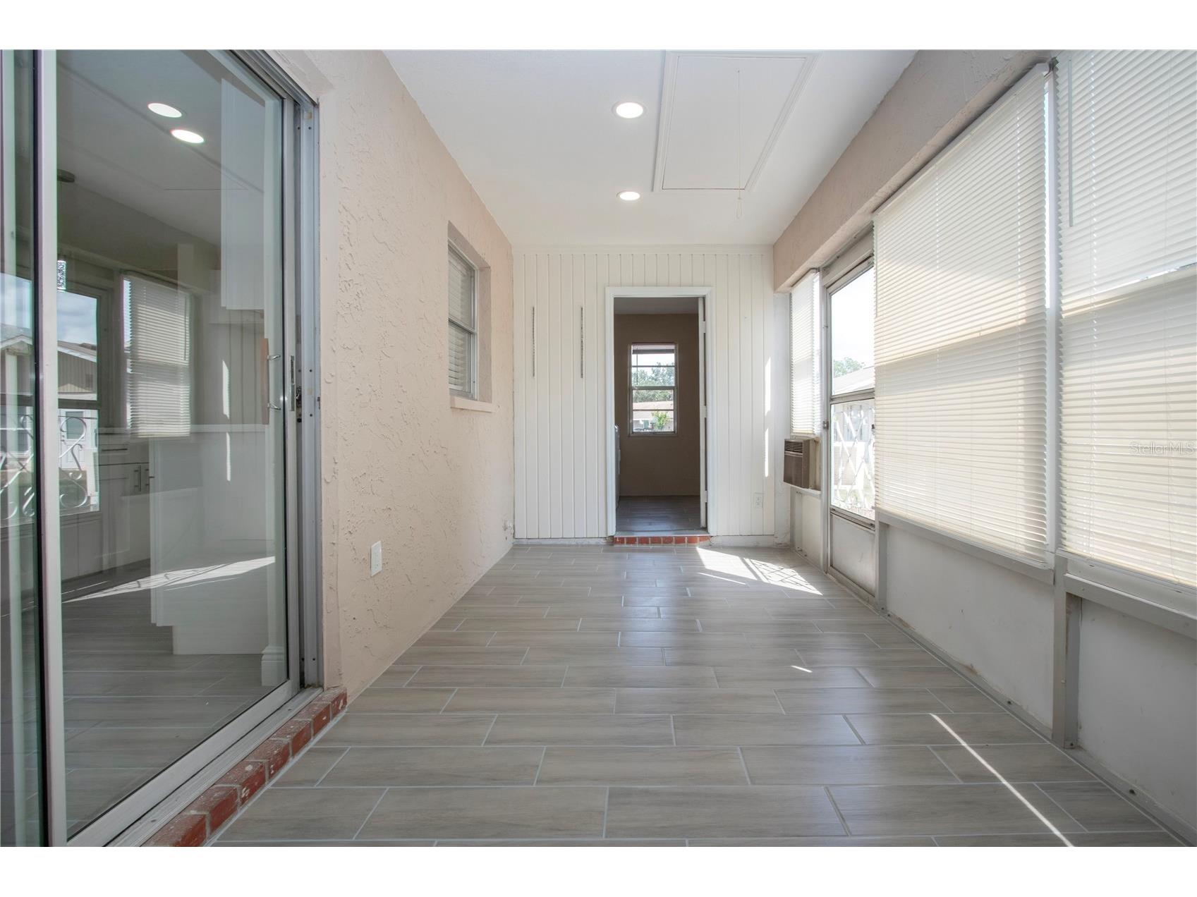 1906 Canterbury Lane #20 Sun City Center FL 33573 TB8394533 image27