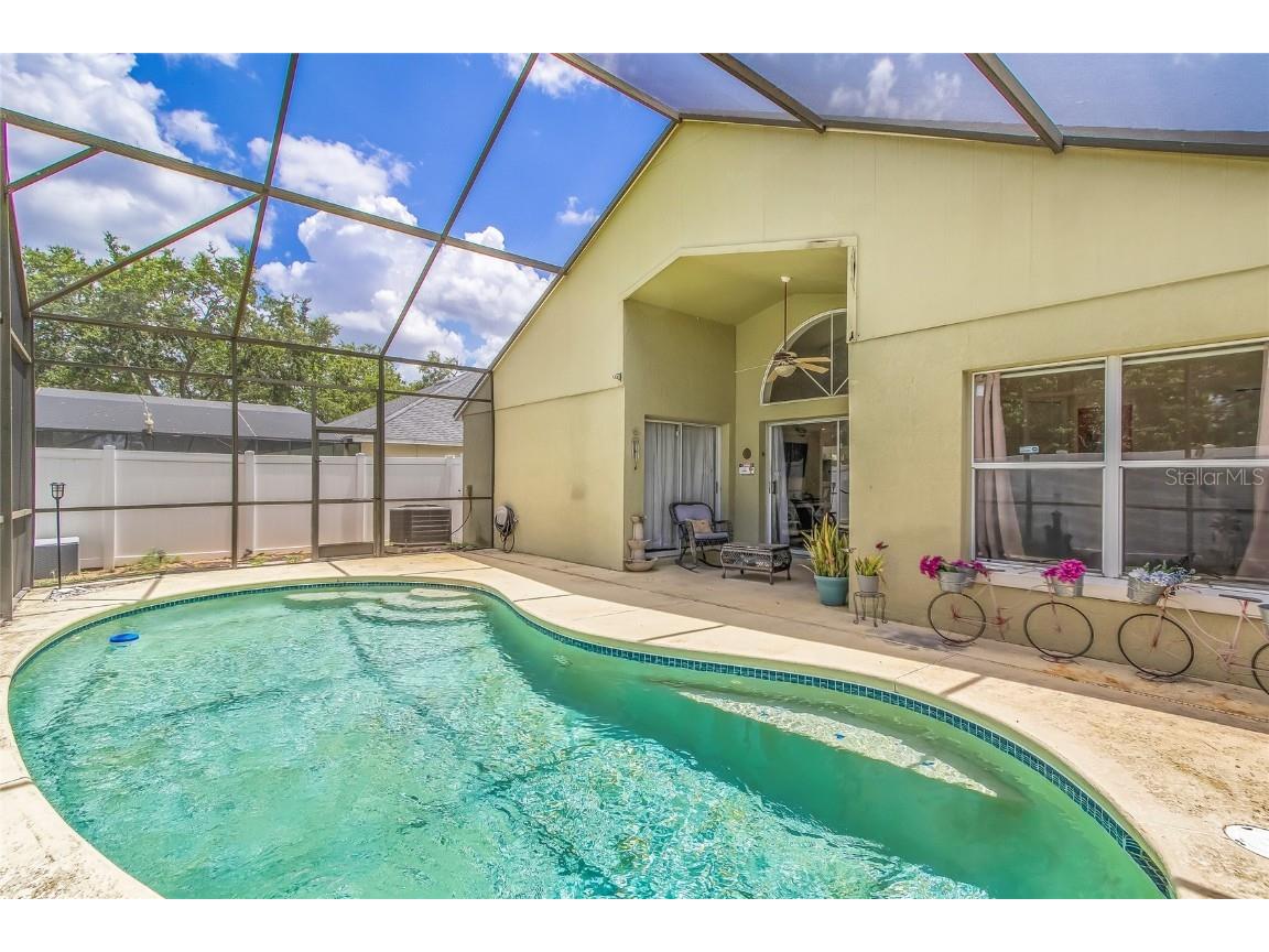 1906 Chathamoor Drive Orlando FL 32835 G5098288 image3