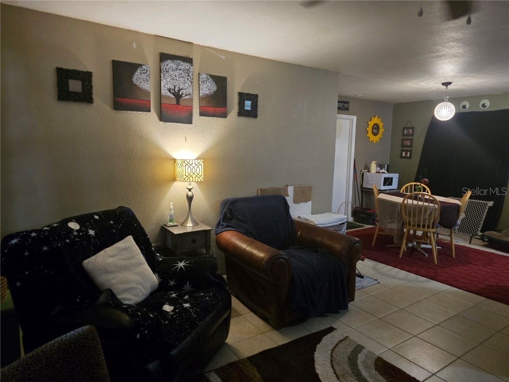 1906 Damon Avenue Kissimmee FL 34744 O6337678 image3