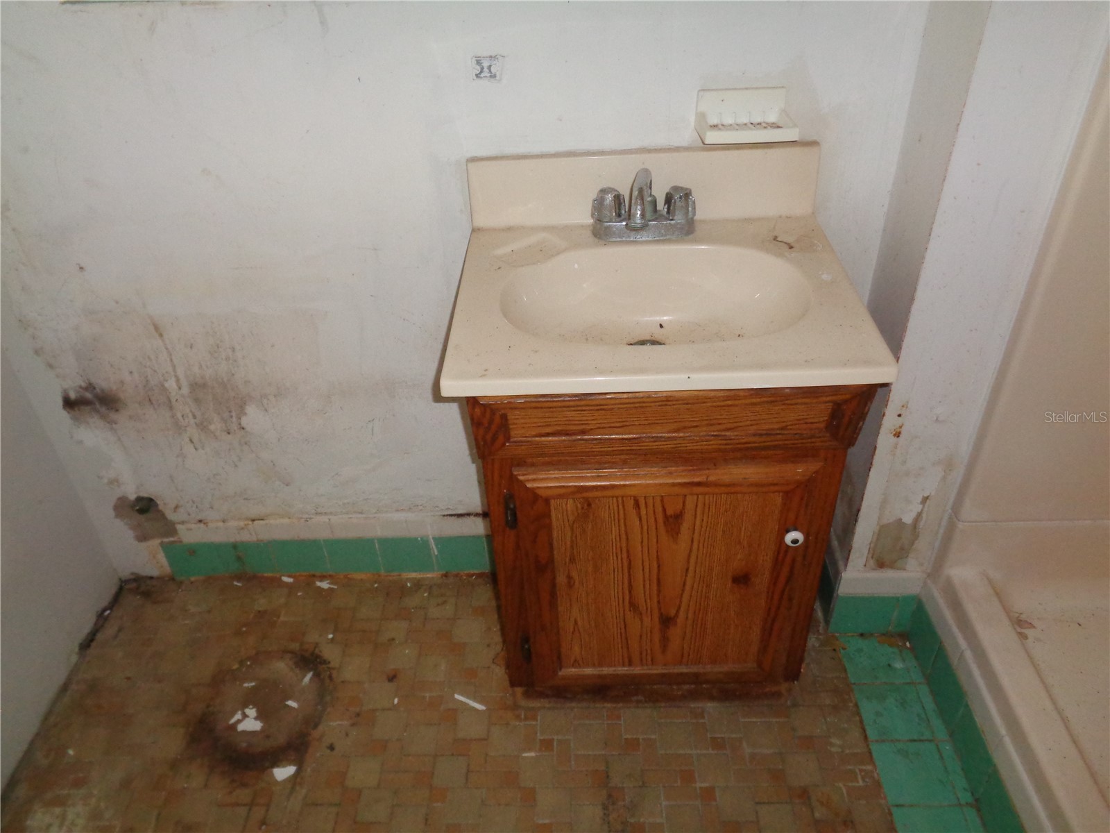 1906 Dudley Place Sarasota FL 34235 A4689017 image17