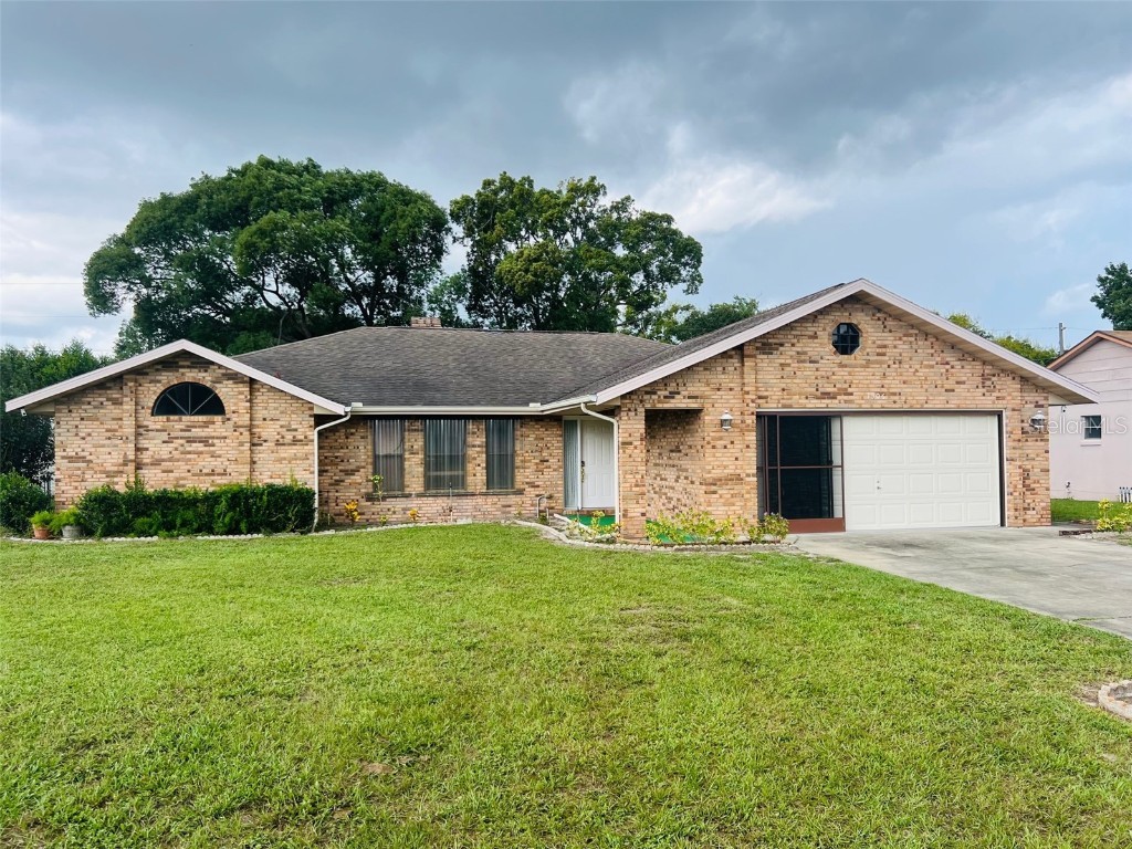 1906 E Cooper Drive Deltona FL 32725 V4932401 image1