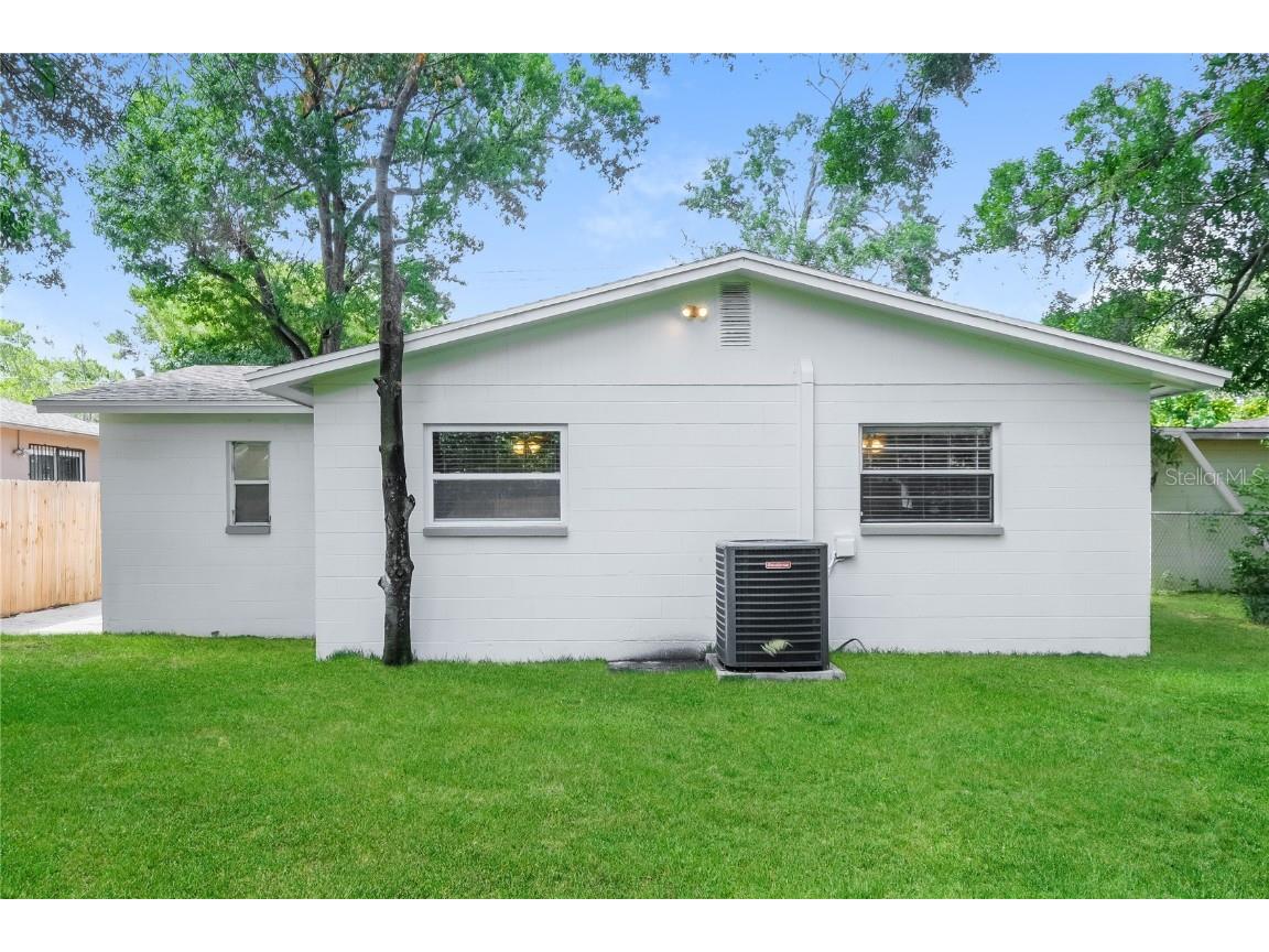 1906 E North Bay Street Tampa FL 33610 O6316496 image16