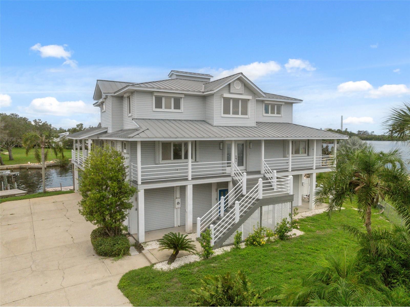 1906 Gulfview Drive Holiday FL 34691 TB8482035 image2