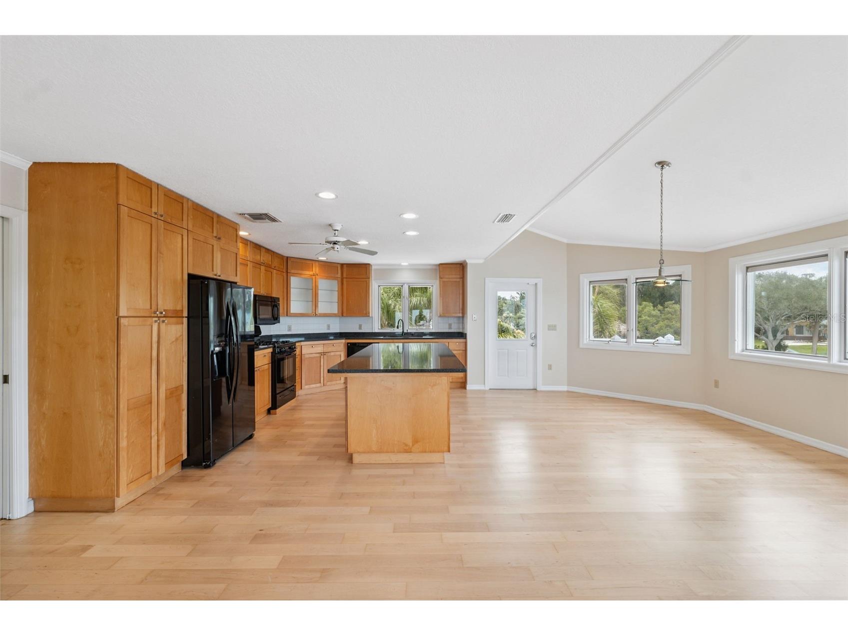 1906 Gulfview Drive Holiday FL 34691 TB8482035 image25