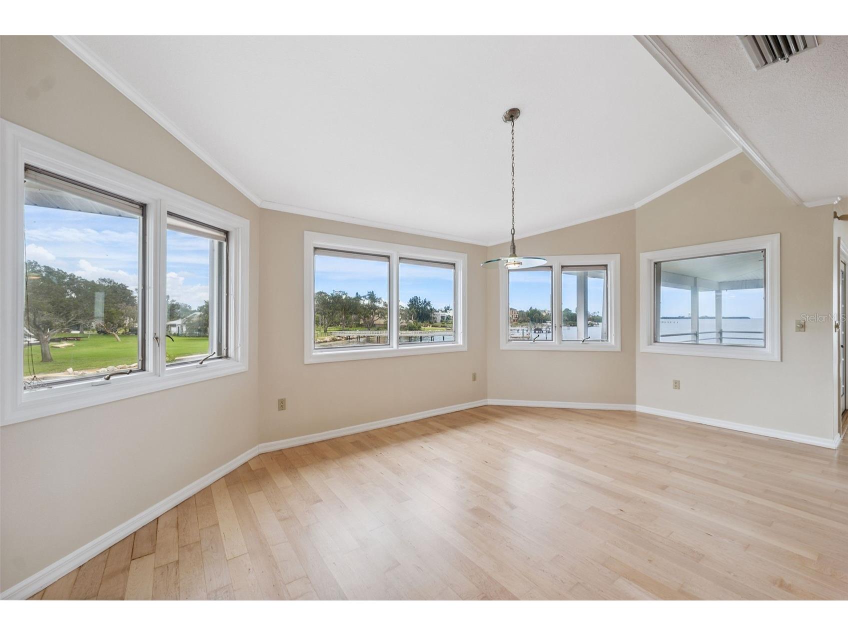 1906 Gulfview Drive Holiday FL 34691 TB8482035 image26