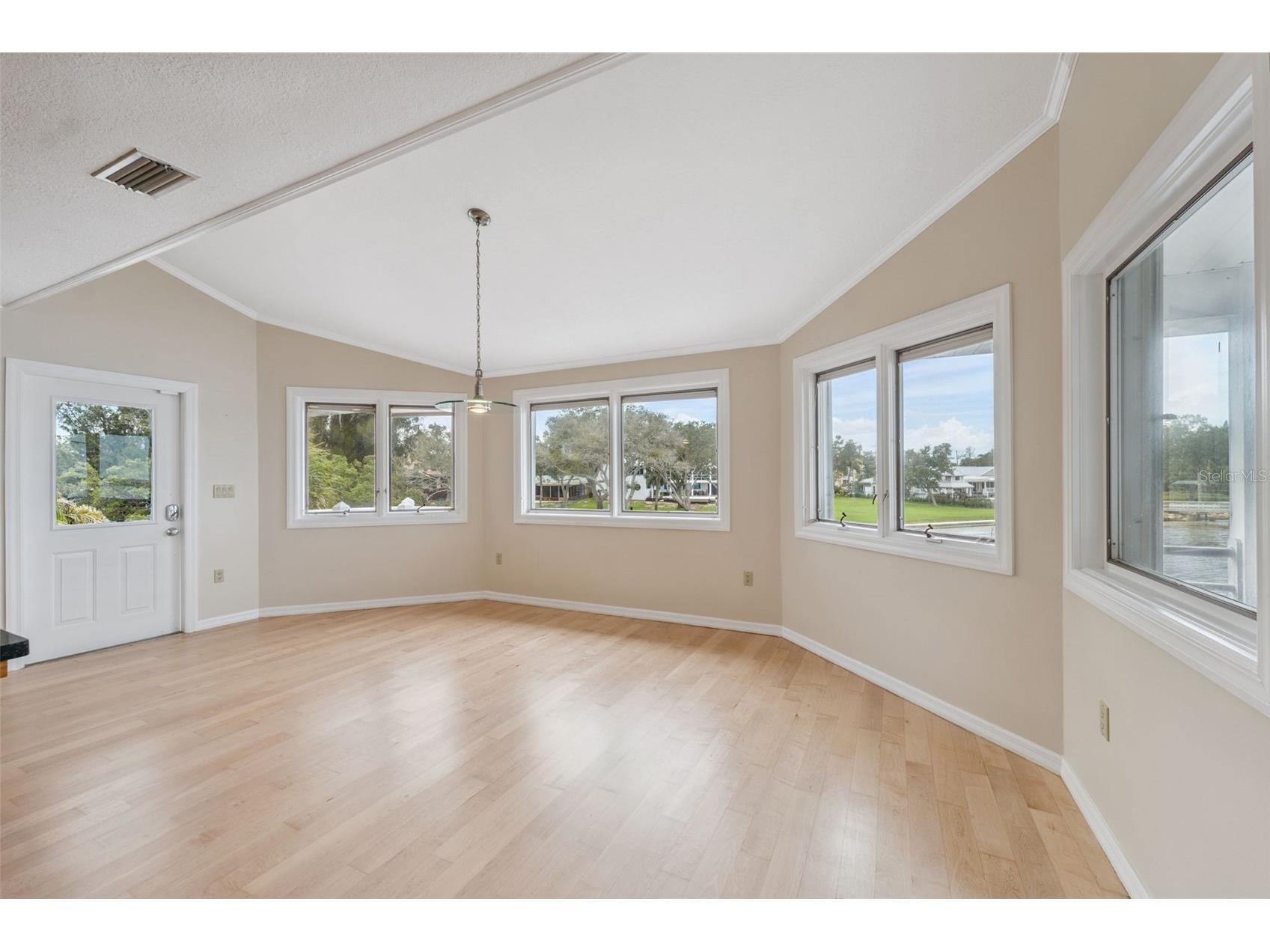 1906 Gulfview Drive Holiday FL 34691 TB8482035 image27