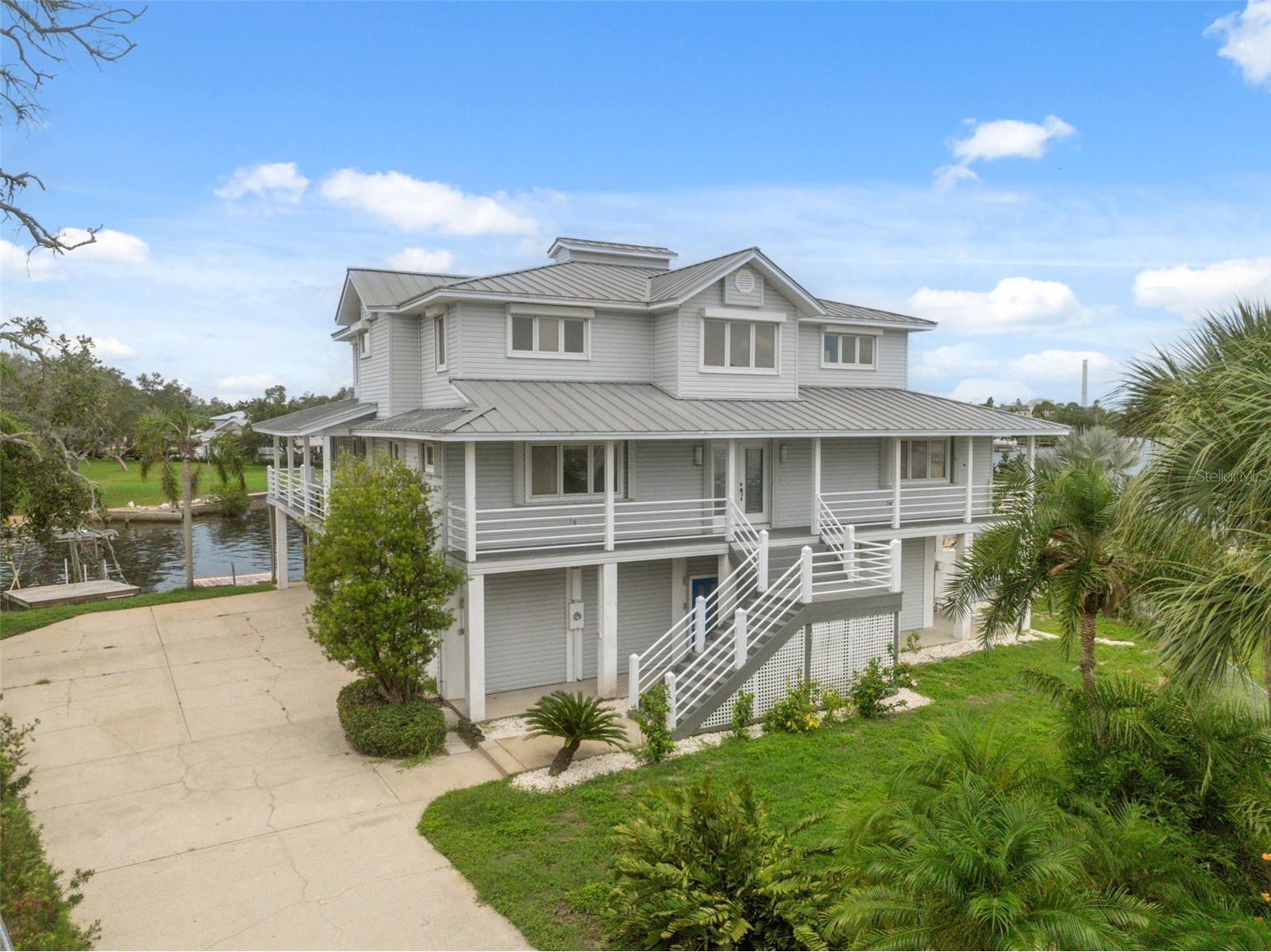 1906 Gulfview Drive Holiday FL 34691 TB8482035 image3