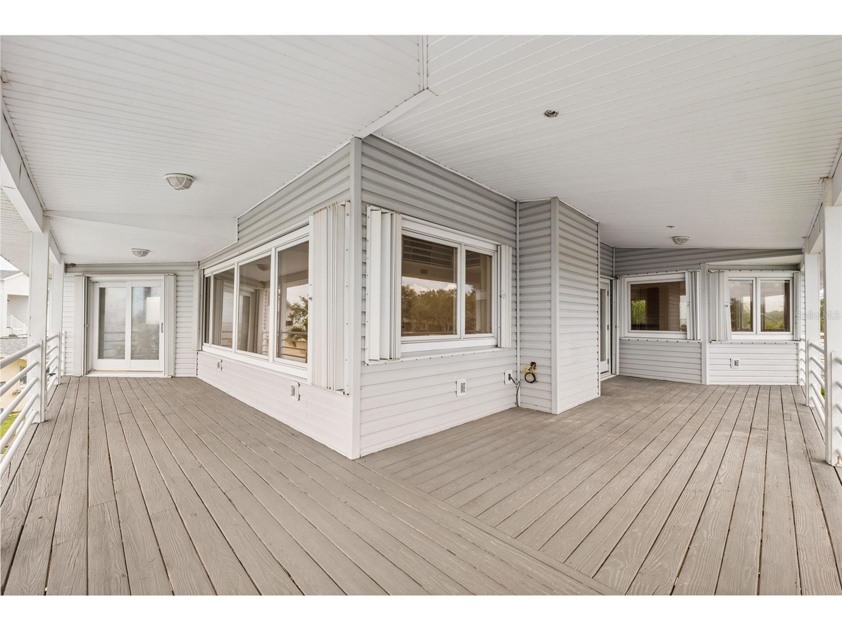 1906 Gulfview Drive Holiday FL 34691 TB8482035 image51