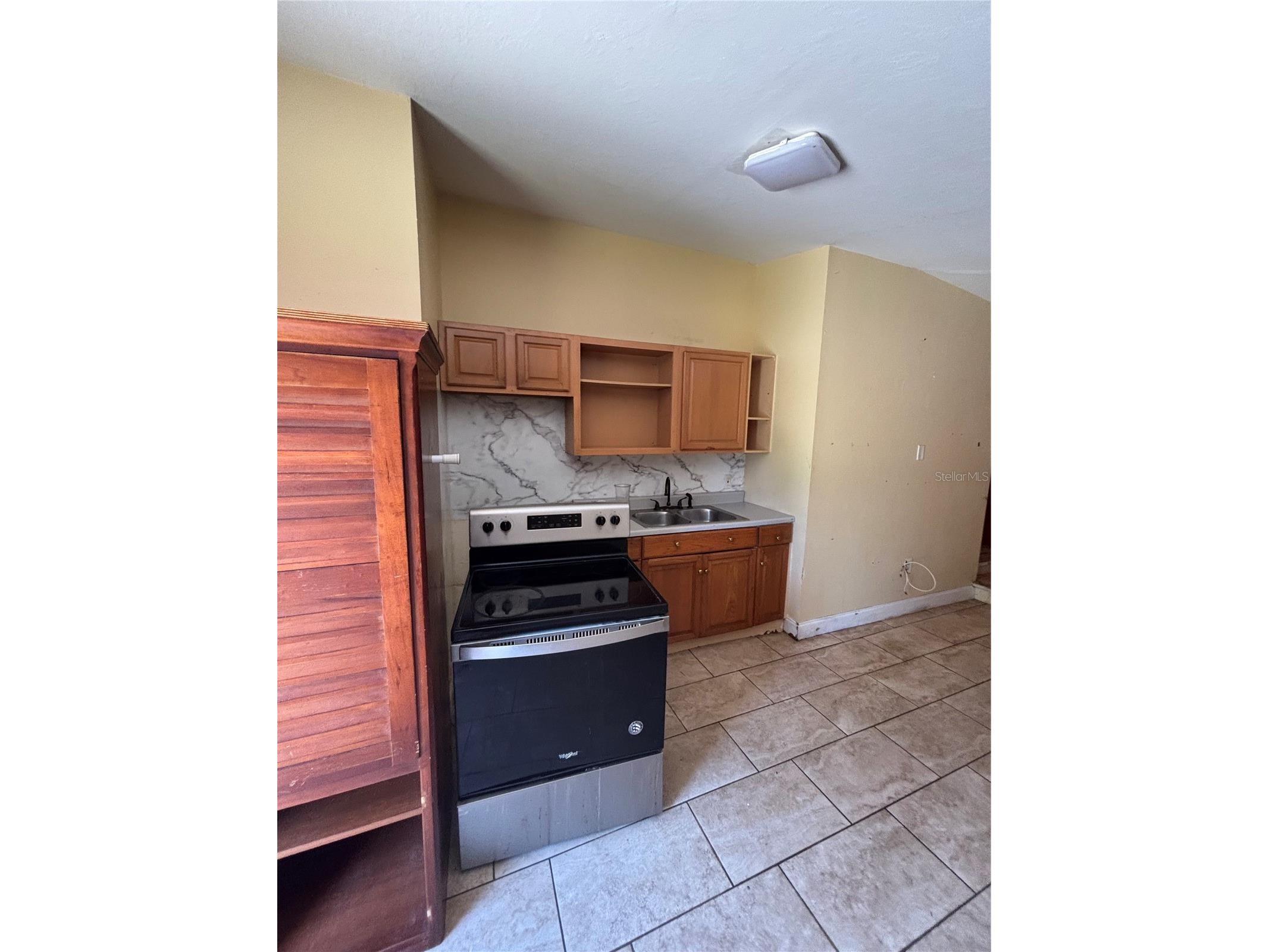 1906 Hanson Street Fort Myers FL 33901 TB8529551 image13