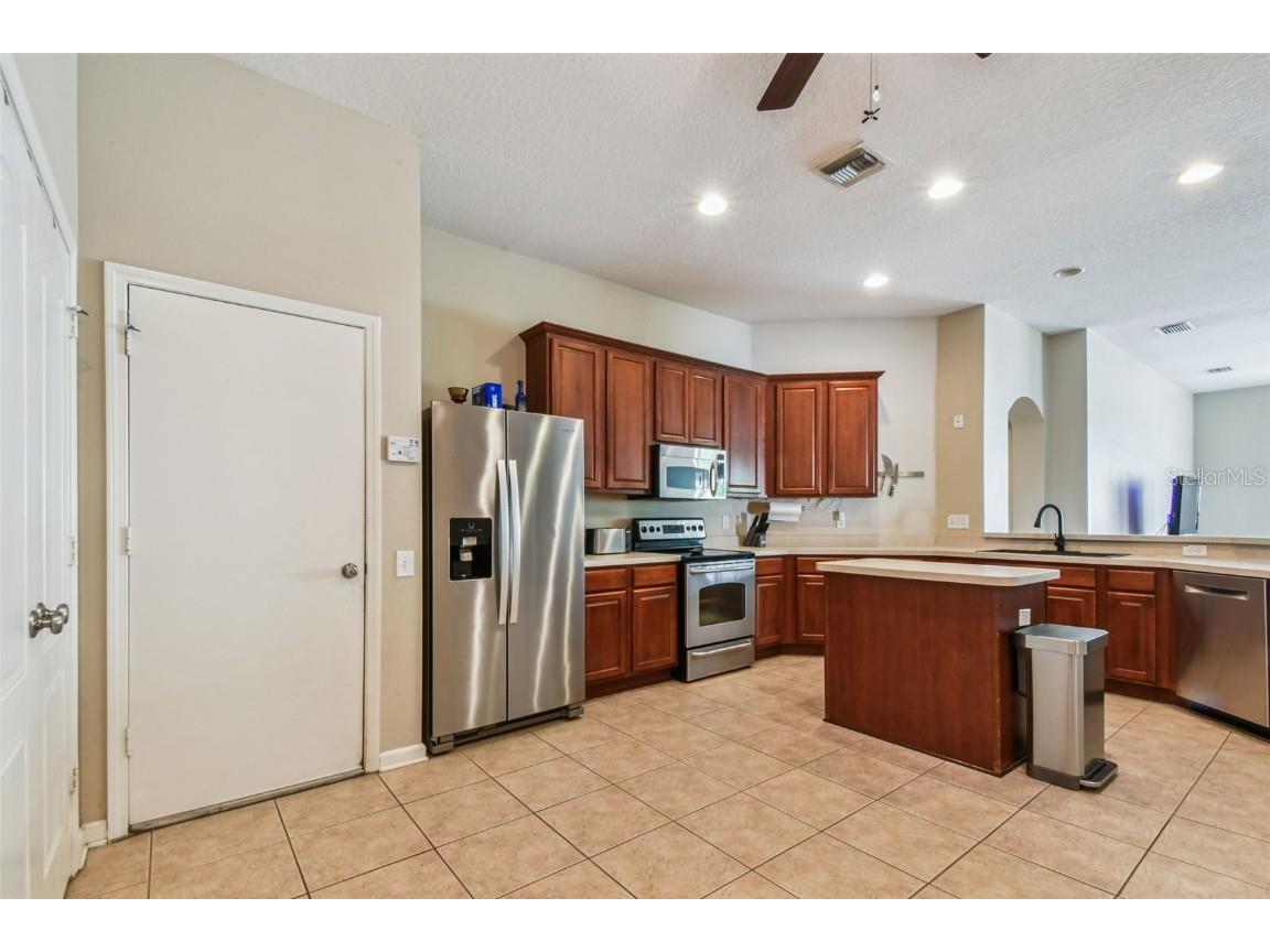 1906 Heartland Circle Valrico FL 33594 TB8420280 image10