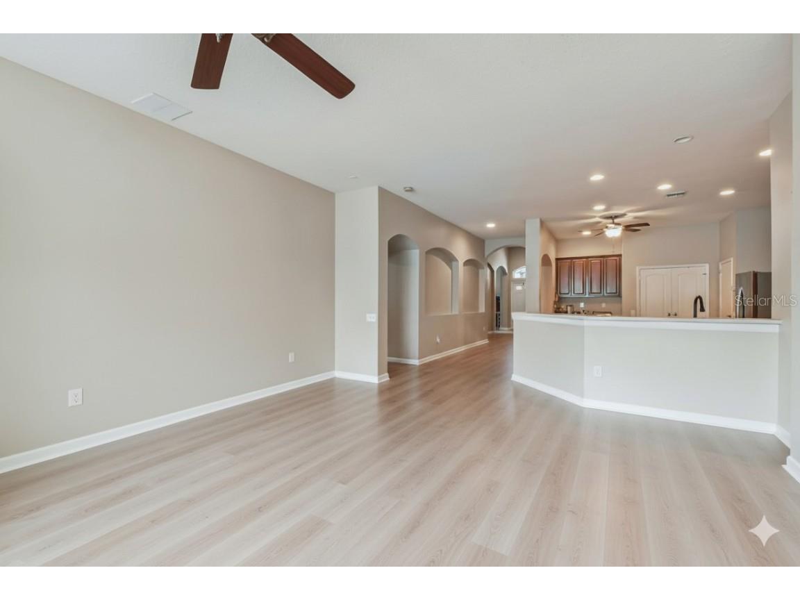 1906 Heartland Circle Valrico FL 33594 TB8420280 image14