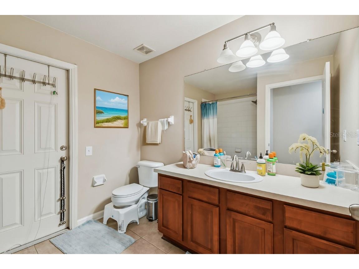 1906 Heartland Circle Valrico FL 33594 TB8420280 image38