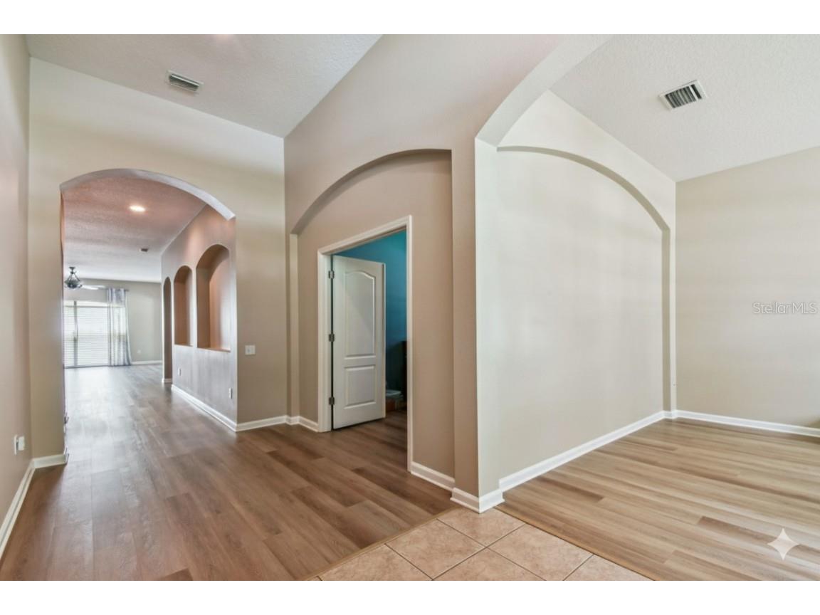1906 Heartland Circle Valrico FL 33594 TB8420280 image4