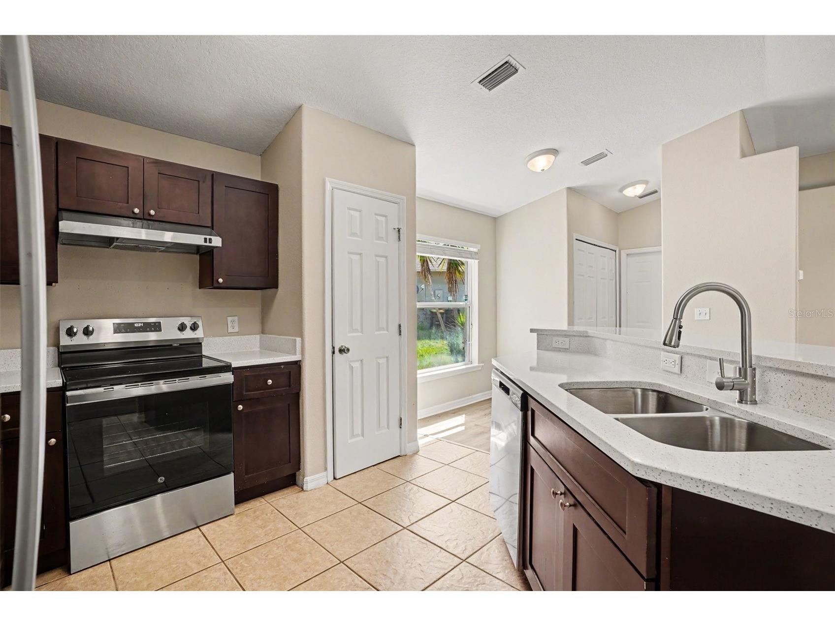 1906 Lakeview Way Kissimmee FL 34759 TB8512319 image10