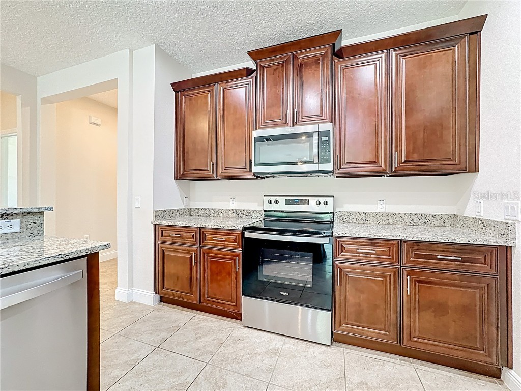 1906 Manatee Drive Kissimmee FL 34759 S5136550 image5