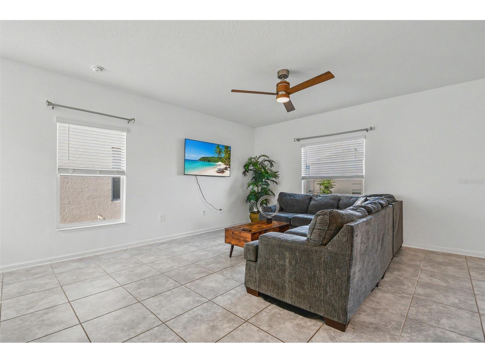 1906 Niagra Drive Davenport FL 33837 L4962872 image8