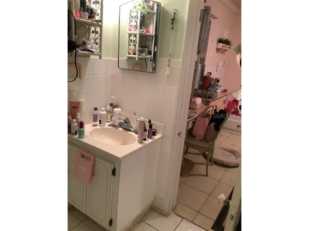 1906 SW 17th Court Miami FL 33145 TB8442205 image20