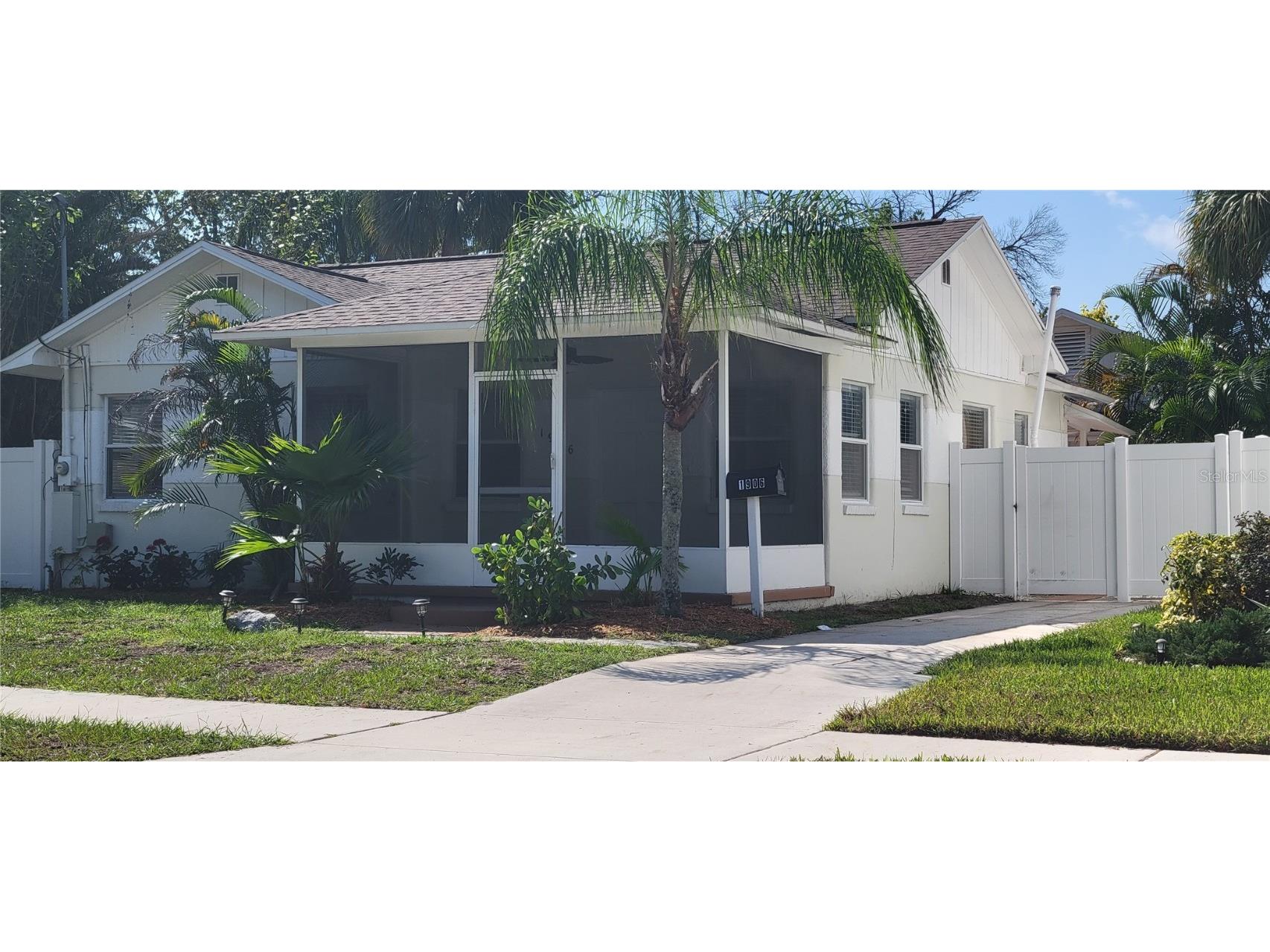 1906 W Gray Street Tampa FL 33606 U8214028 image1