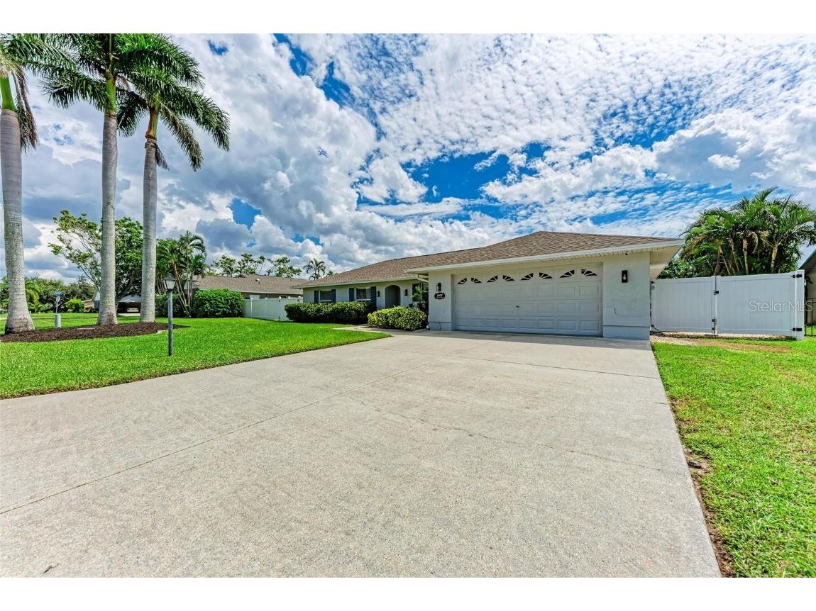 1907 14th Street Court W Palmetto FL 34221 A4665683 image1