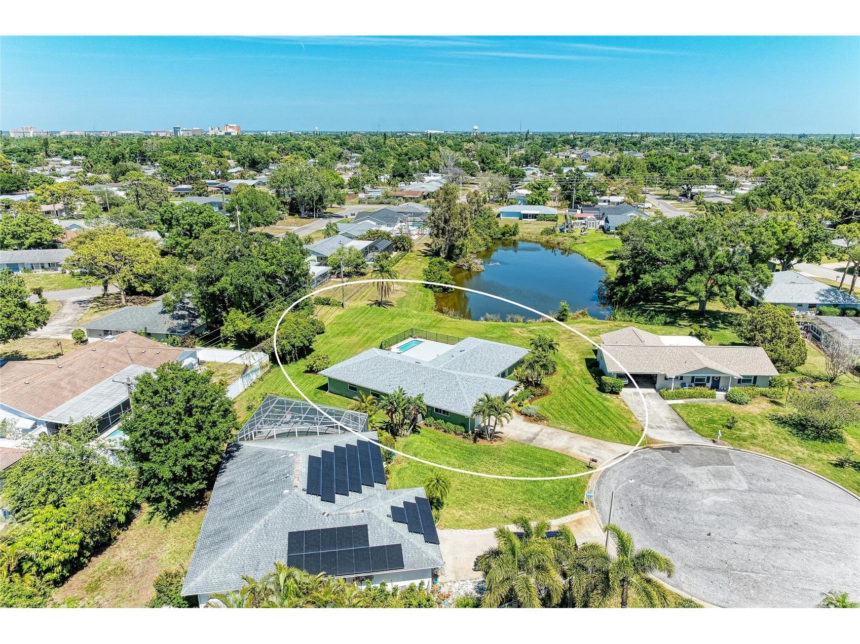 1907 37th Street W Bradenton FL 34205 A4690013 image1