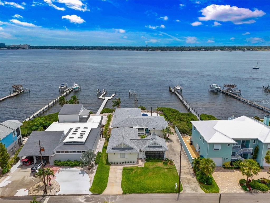 1907 4th Street W Palmetto FL 34221 - MANATEE RIVER A4649179 image1
