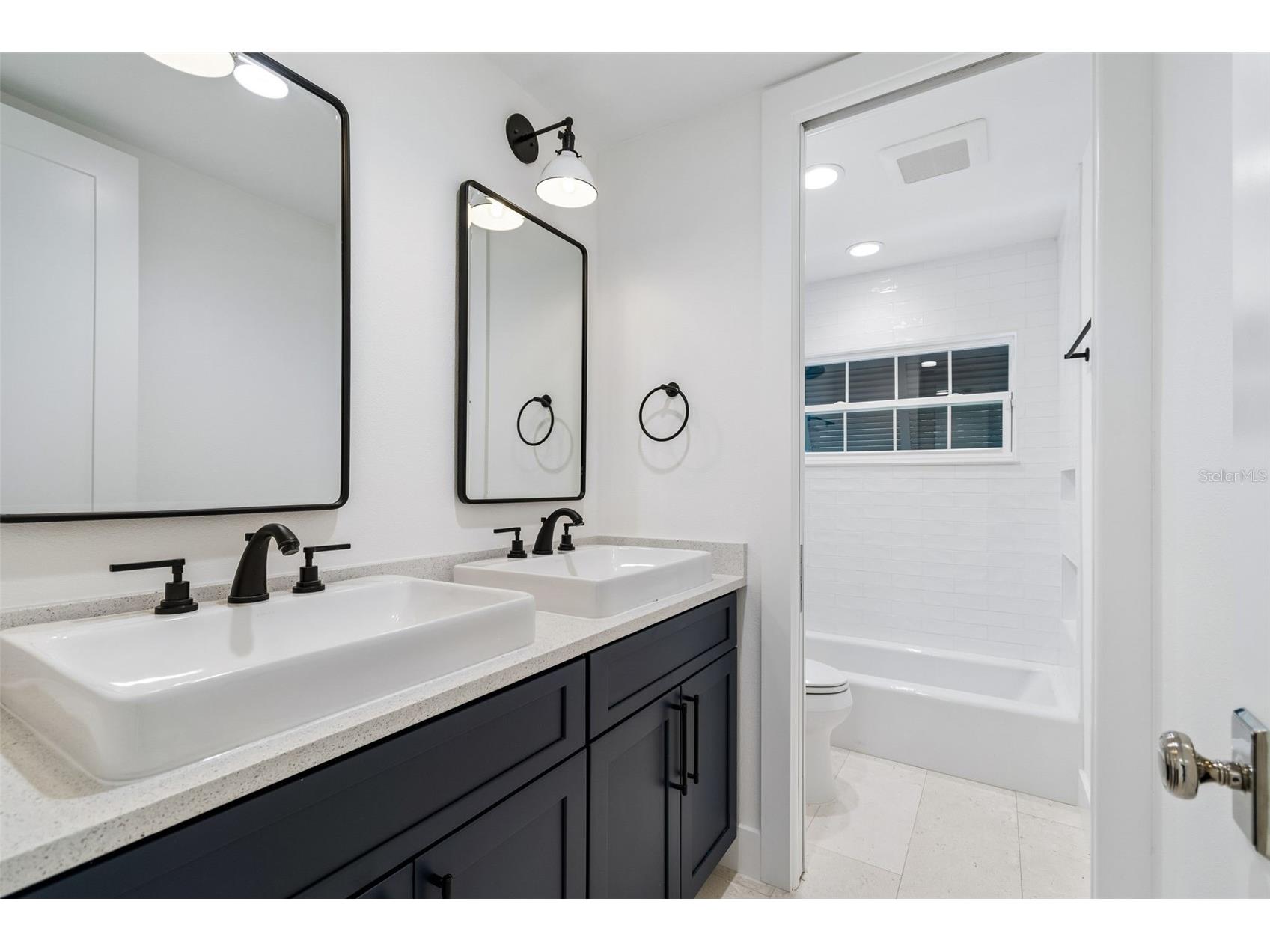 1907 Arrowhead Drive NE Saint Petersburg FL 33703 TB8511640 image53