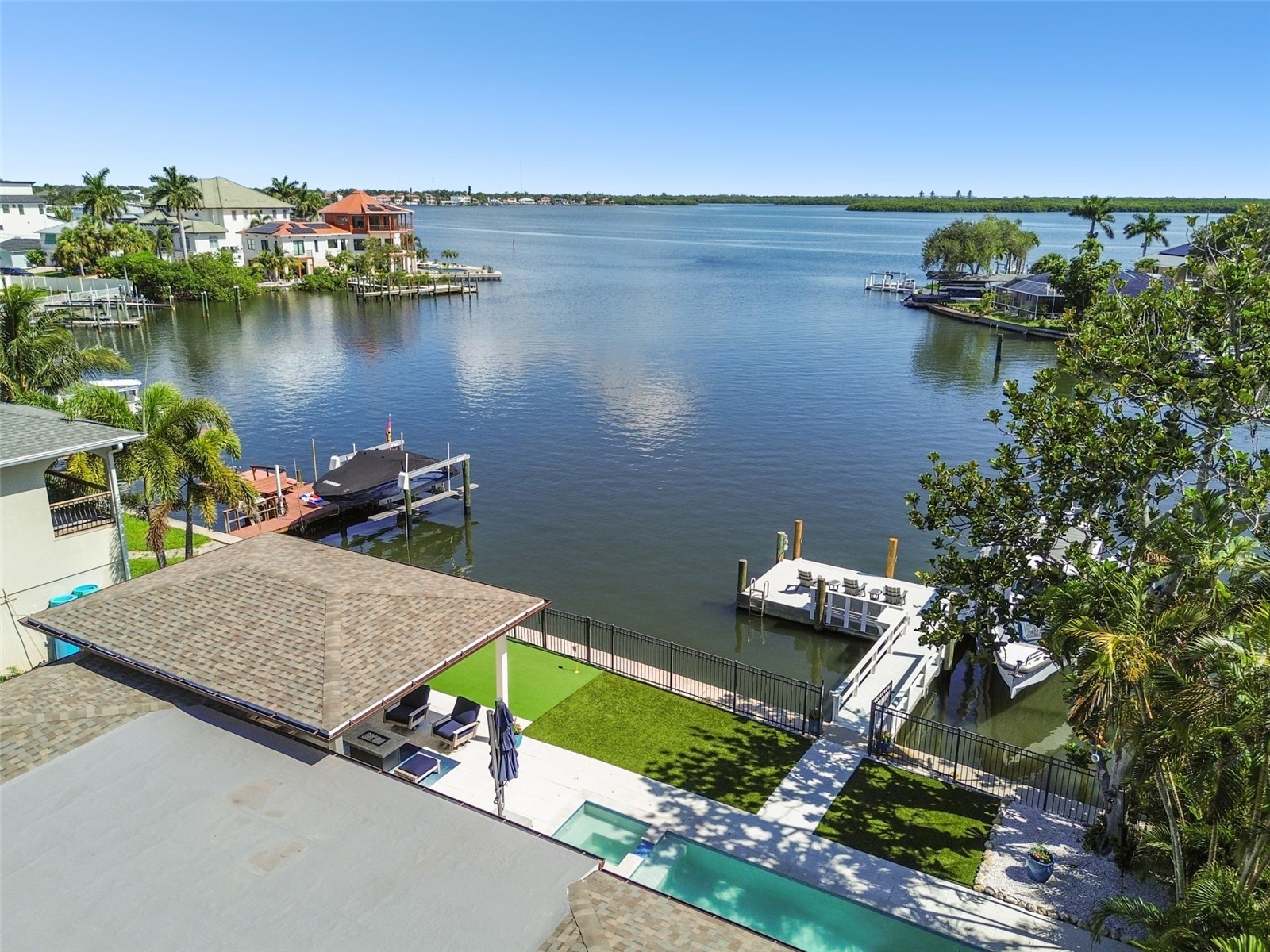 1907 Arrowhead Drive NE Saint Petersburg FL 33703 TB8511640 image62