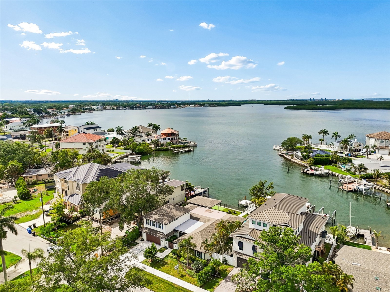 1907 Arrowhead Drive NE Saint Petersburg FL 33703 TB8511640 image69
