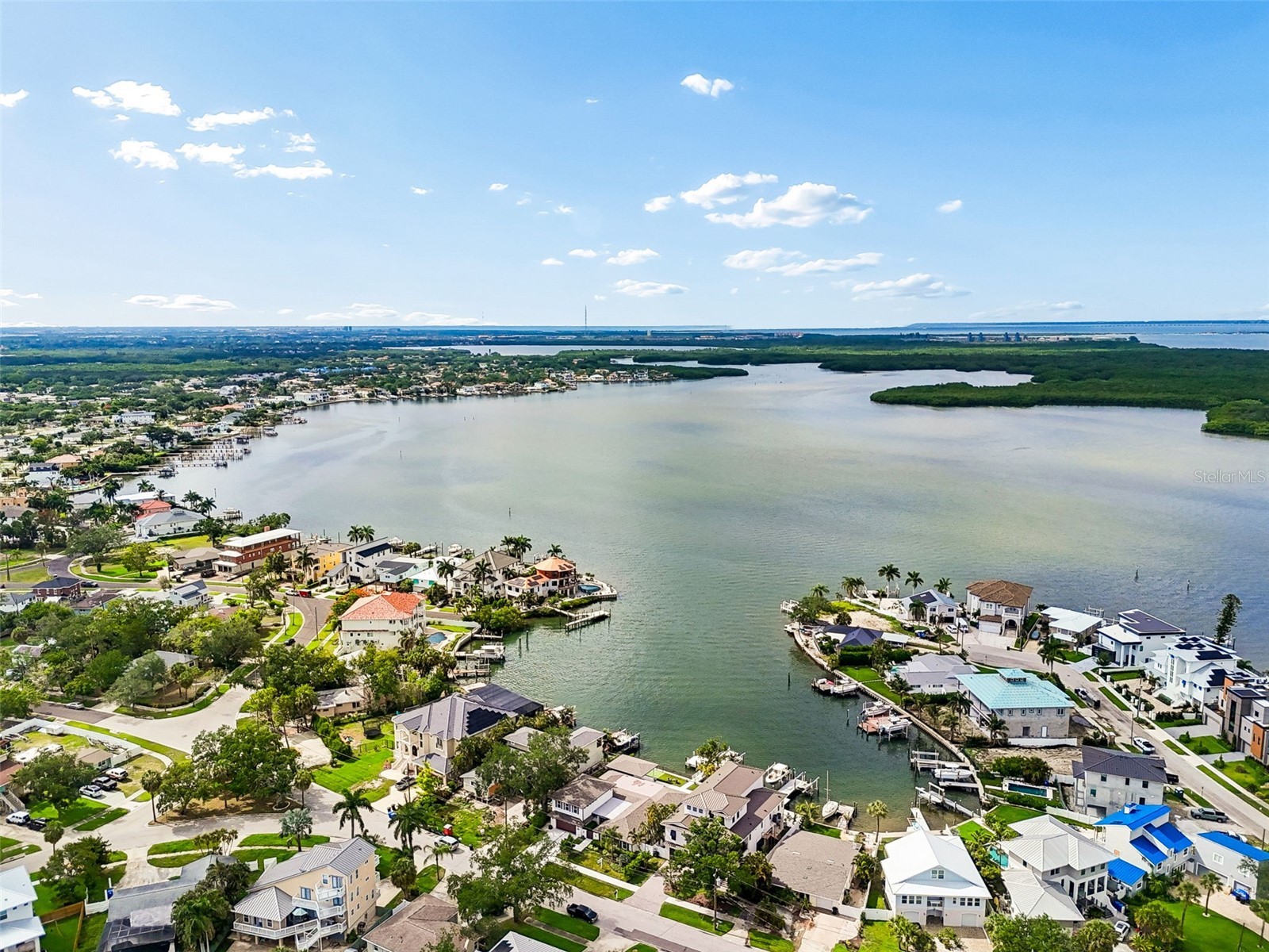 1907 Arrowhead Drive NE Saint Petersburg FL 33703 TB8511640 image70