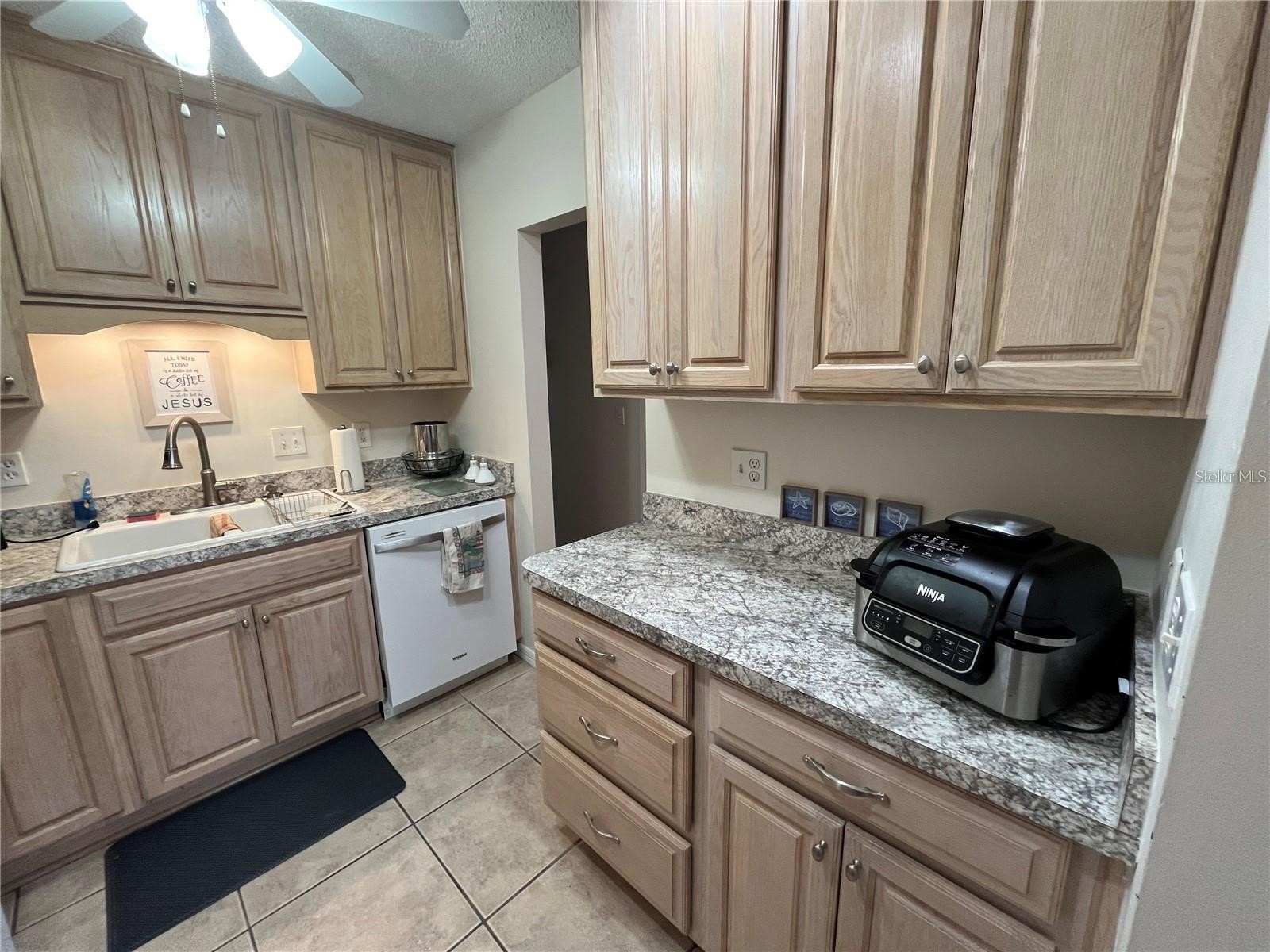 1907 Canterbury Lane #10 Sun City Center FL 33573 TB8483173 image14