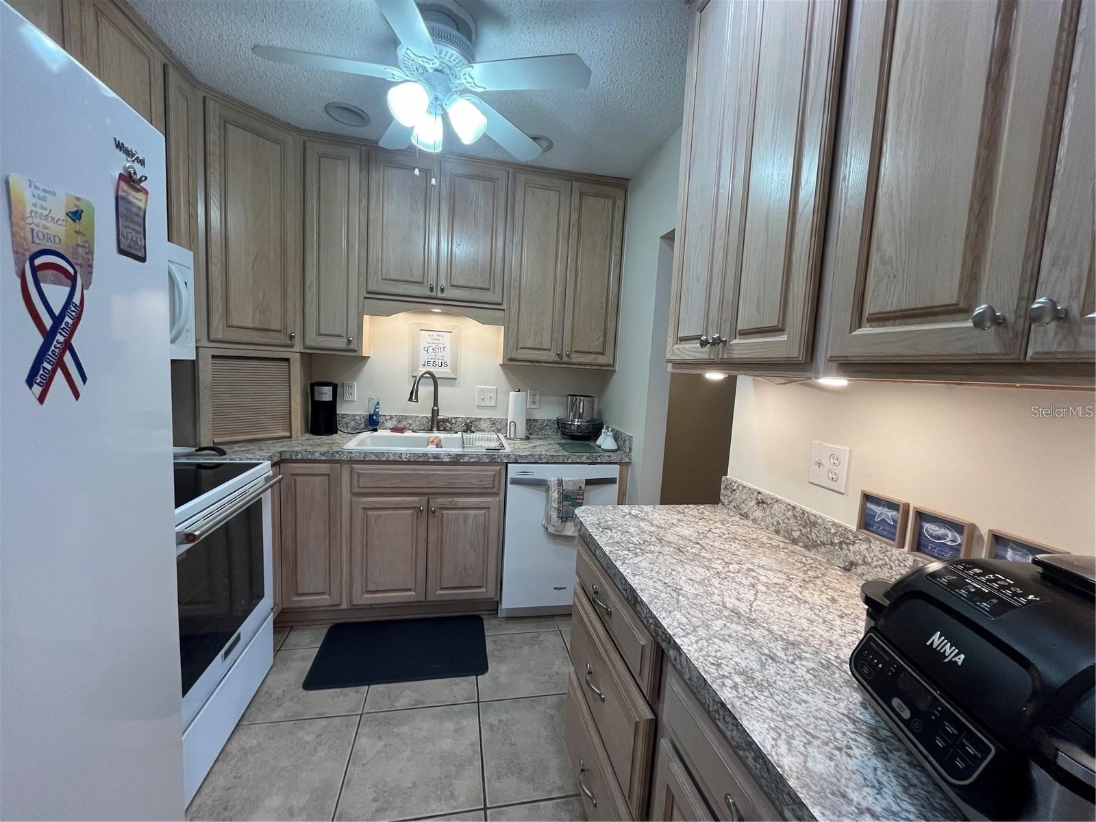 1907 Canterbury Lane #10 Sun City Center FL 33573 TB8483173 image15