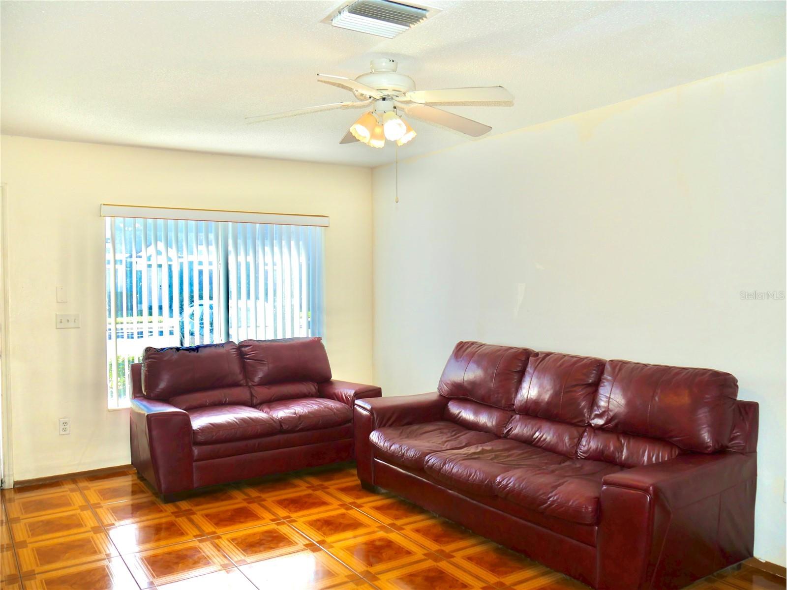 1907 Fluorshire Drive Brandon FL 33511 TB8479203 image3