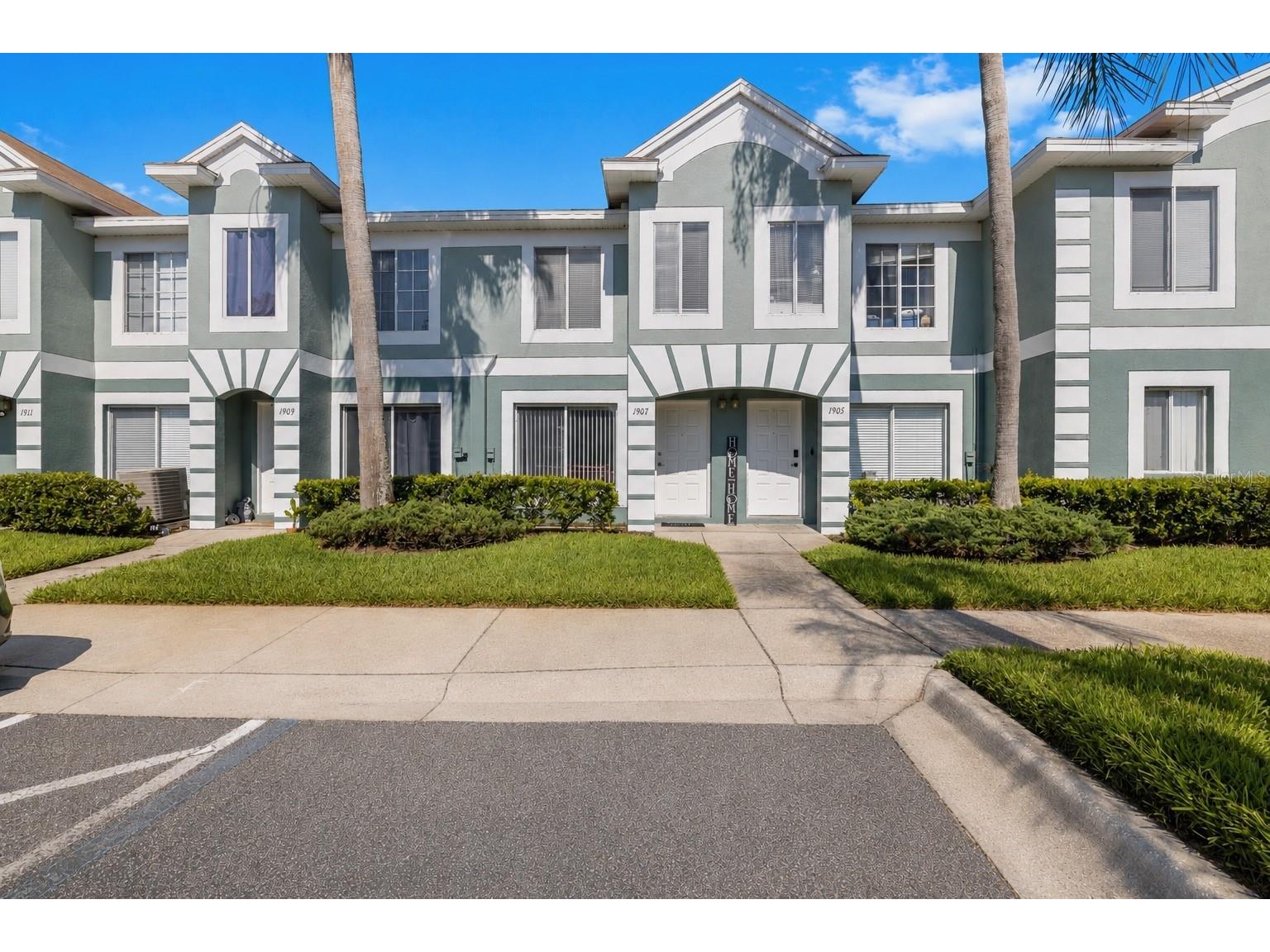 1907 Fluorshire Drive Brandon FL 33511 W7886649 image1