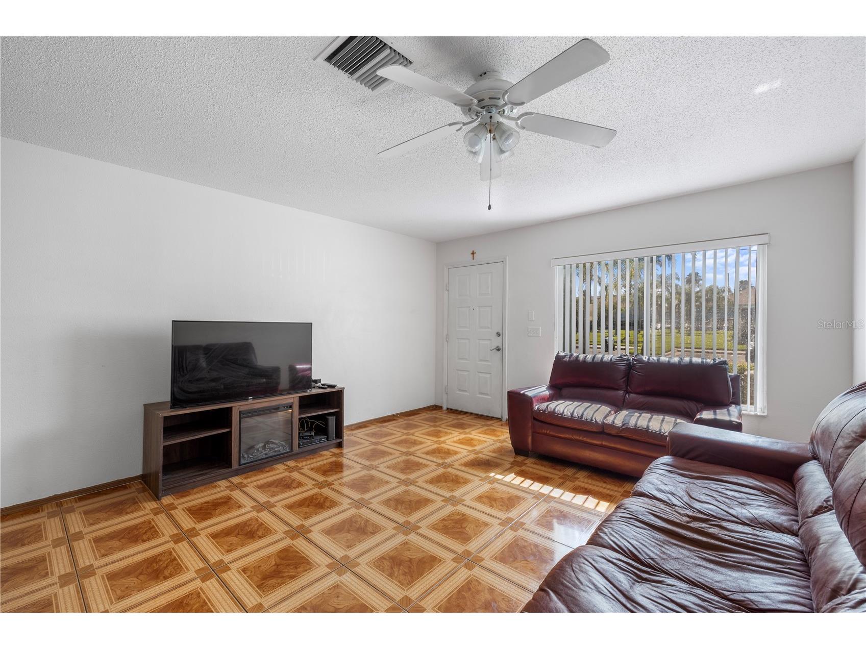 1907 Fluorshire Drive Brandon FL 33511 W7886649 image11